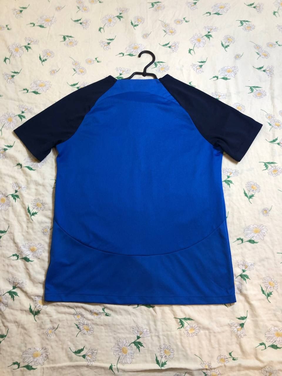 Nike Vintage Nike Football Training Jersey Size US L / EU 52-54 / 3 - 10 Thumbnail