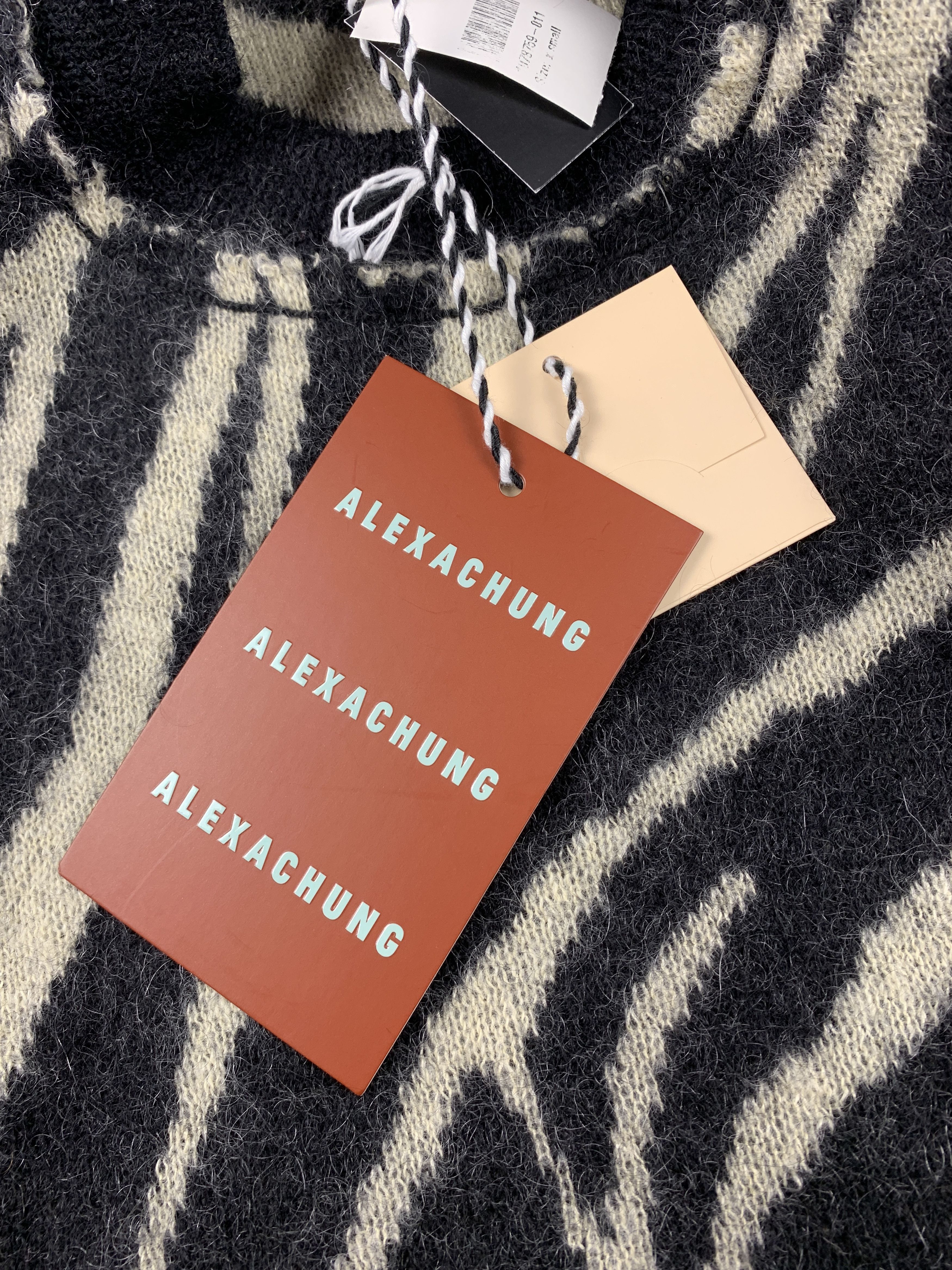 Alexa Chung BNWT $939 Alexa Chung Oversized Zebra Print Mohair Sweater Size S / US 4 / IT 40 - 9 Thumbnail