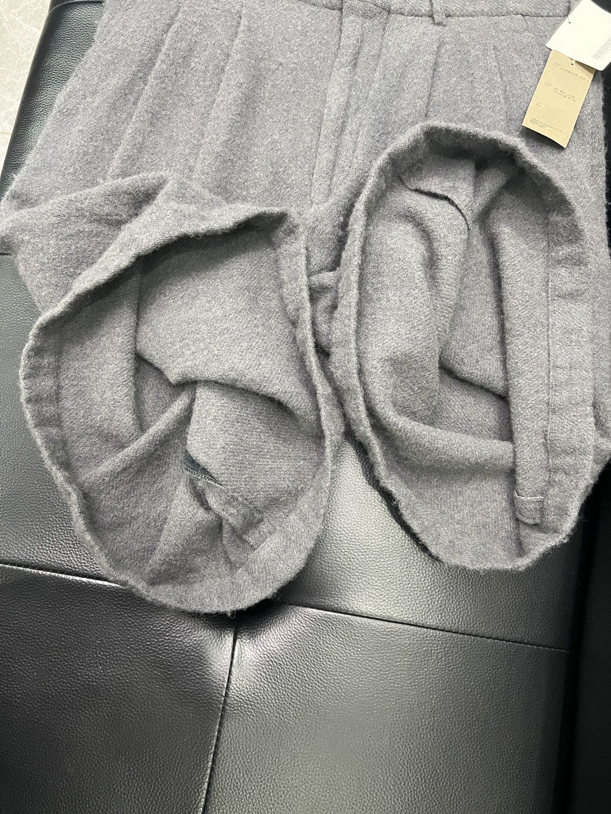 Comme des Garcons Homme Plus Comme des Garçons Homme Plus FW22 Runway Felted Pleated Wool Size US 34 / EU 50 - 10 Thumbnail