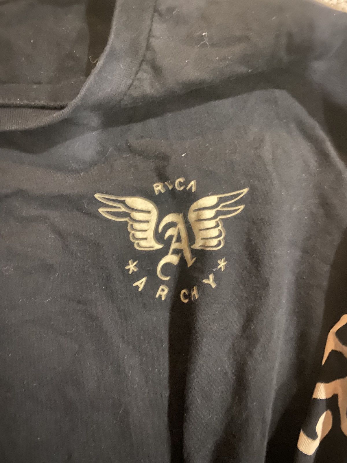Vintage RVCA Long sleeved t shirt. Size US S / EU 44-46 / 1 - 3 Thumbnail