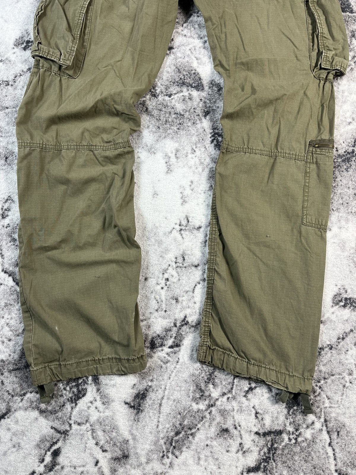 Vintage Olive Cargo Pants Multi Pocket Military Style Wide Size US 34 / EU 50 - 11 Thumbnail