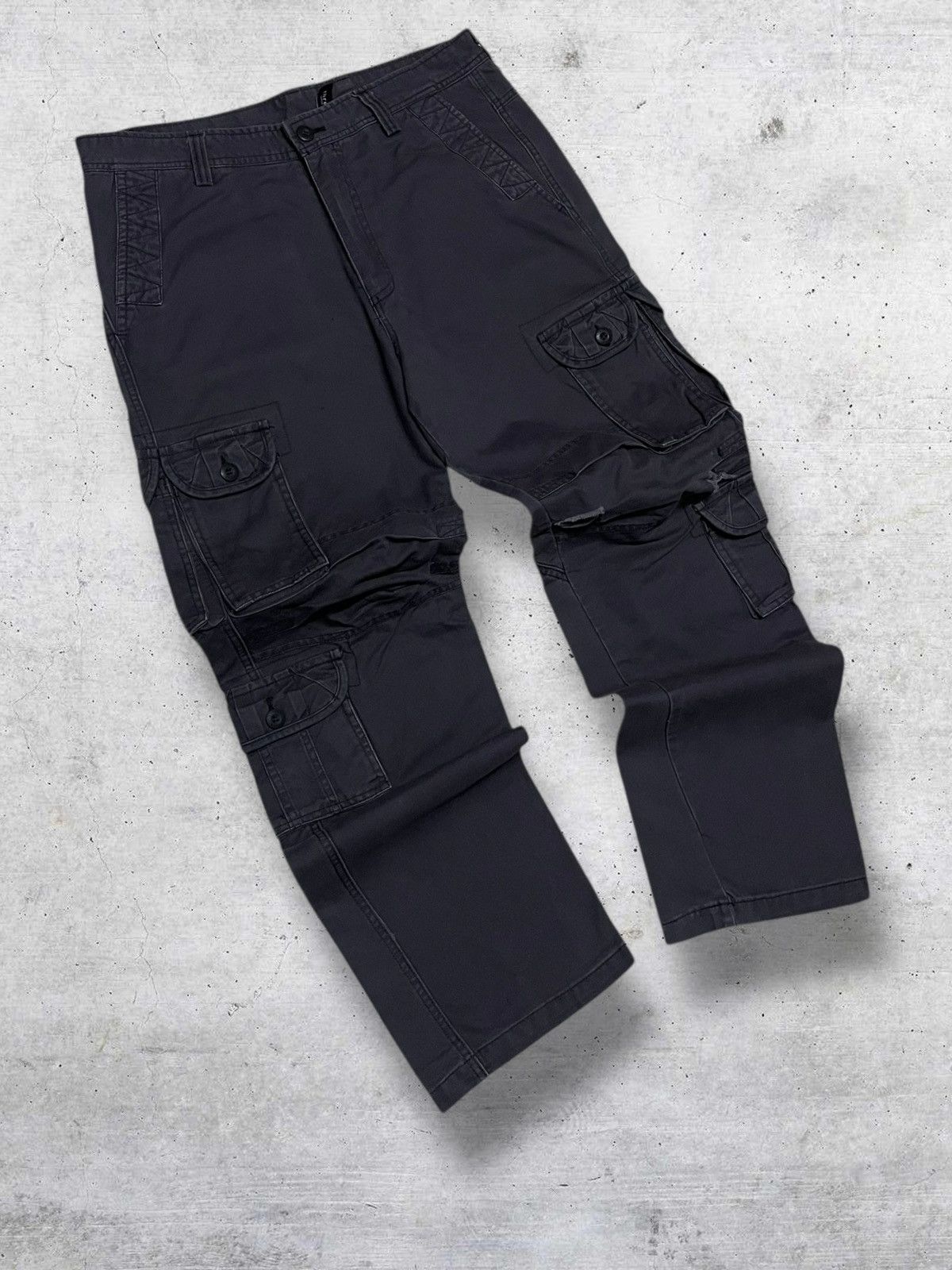 Japanese Brand VINTAGE QIANYIGE JAPAN 90S DESIGNER UTILITY COMBAT CARGO Size US 33 - 2 Thumbnail