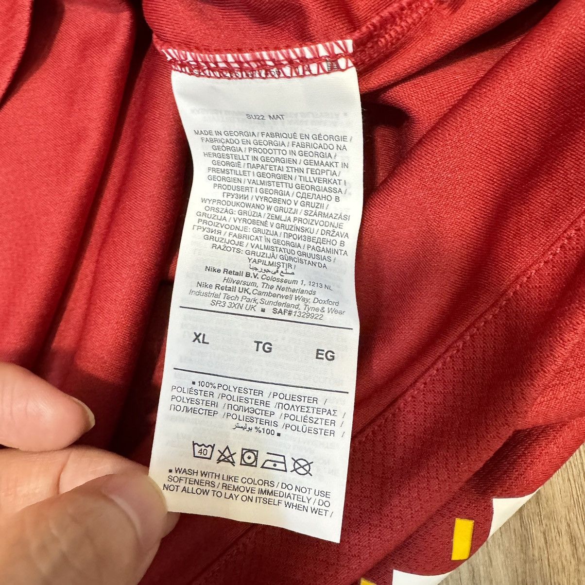 Nike Liverpool 23/24 home shirt #27 Darwin (bnwt) Size US XL / EU 56 / 4 - 9 Thumbnail
