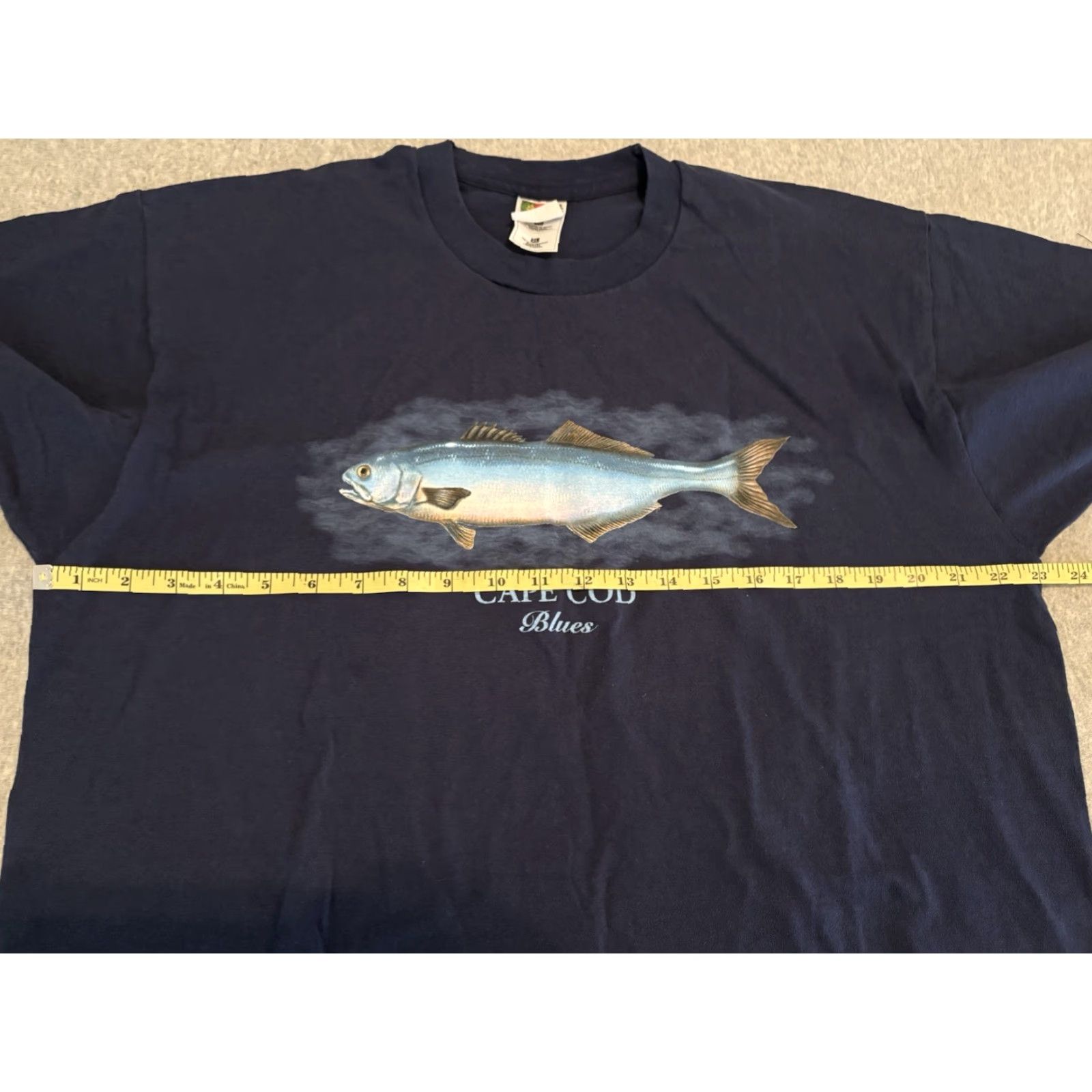 Fruit Of The Loom VINTAGE Cape Cod Blues Fishing Tee T-Shirt XL Made in USA Short Sleeve Crew Neck Cotton Fruit of the Loom Men 90s Fish Blue Size US XL / EU 56 / 4 - 5 Thumbnail
