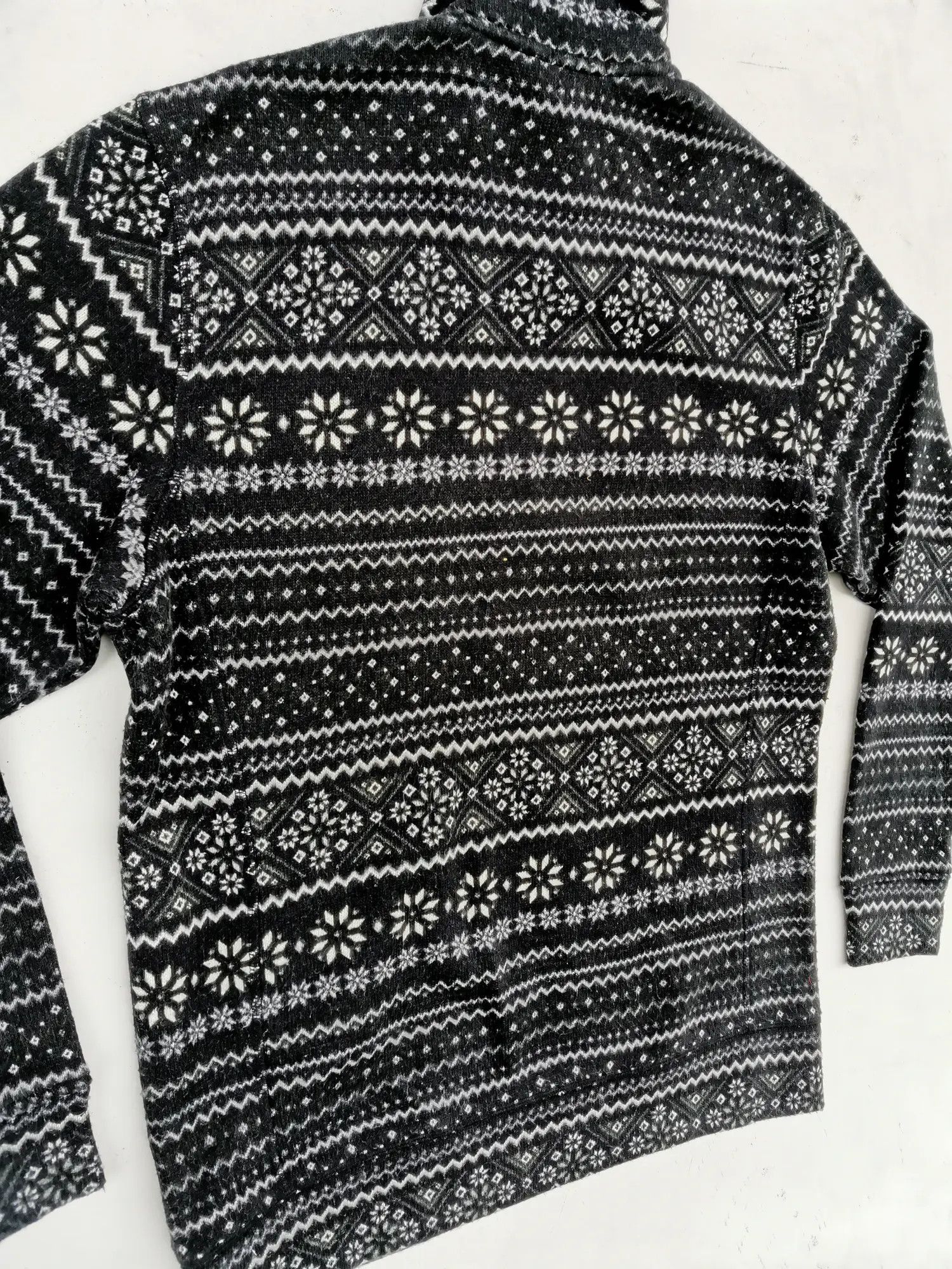 Japanese Brand Navajo Full Print Sweaters Size US L / EU 52-54 / 3 - 8 Thumbnail