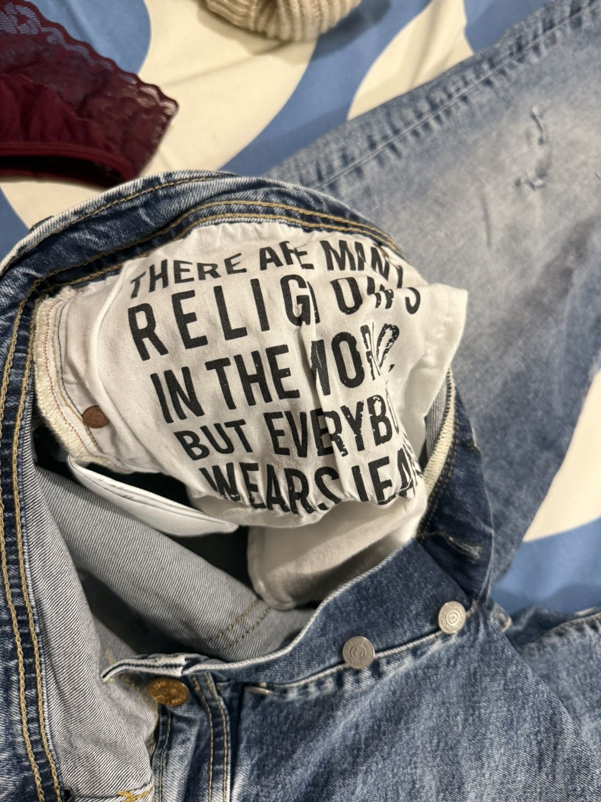 True Religion Very nice Size US 33 - 5 Thumbnail