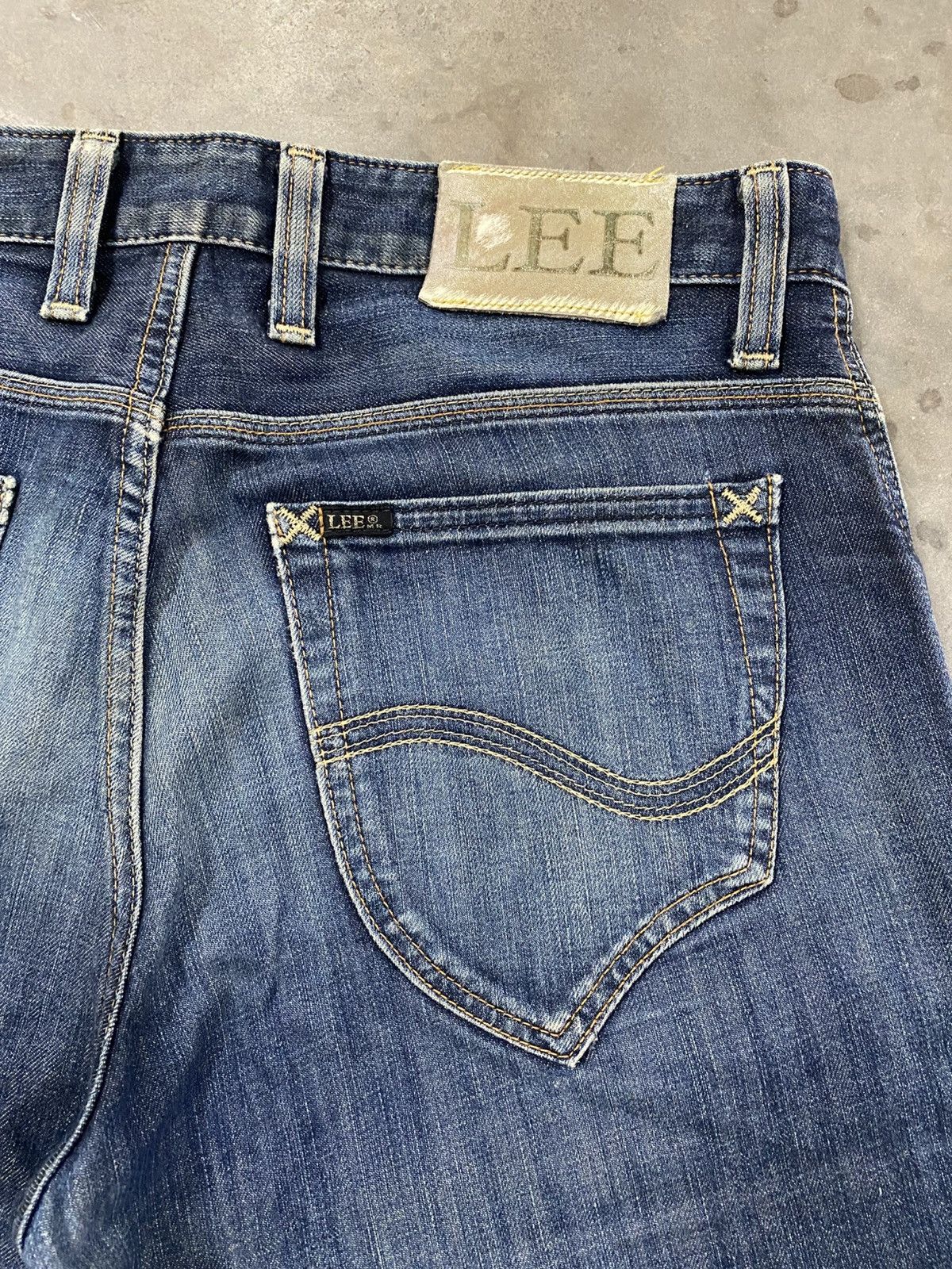 Lee Baggy Flare Vintage Lee Blue Distressed Denim @313 Size US 34 / EU 50 - 3 Thumbnail