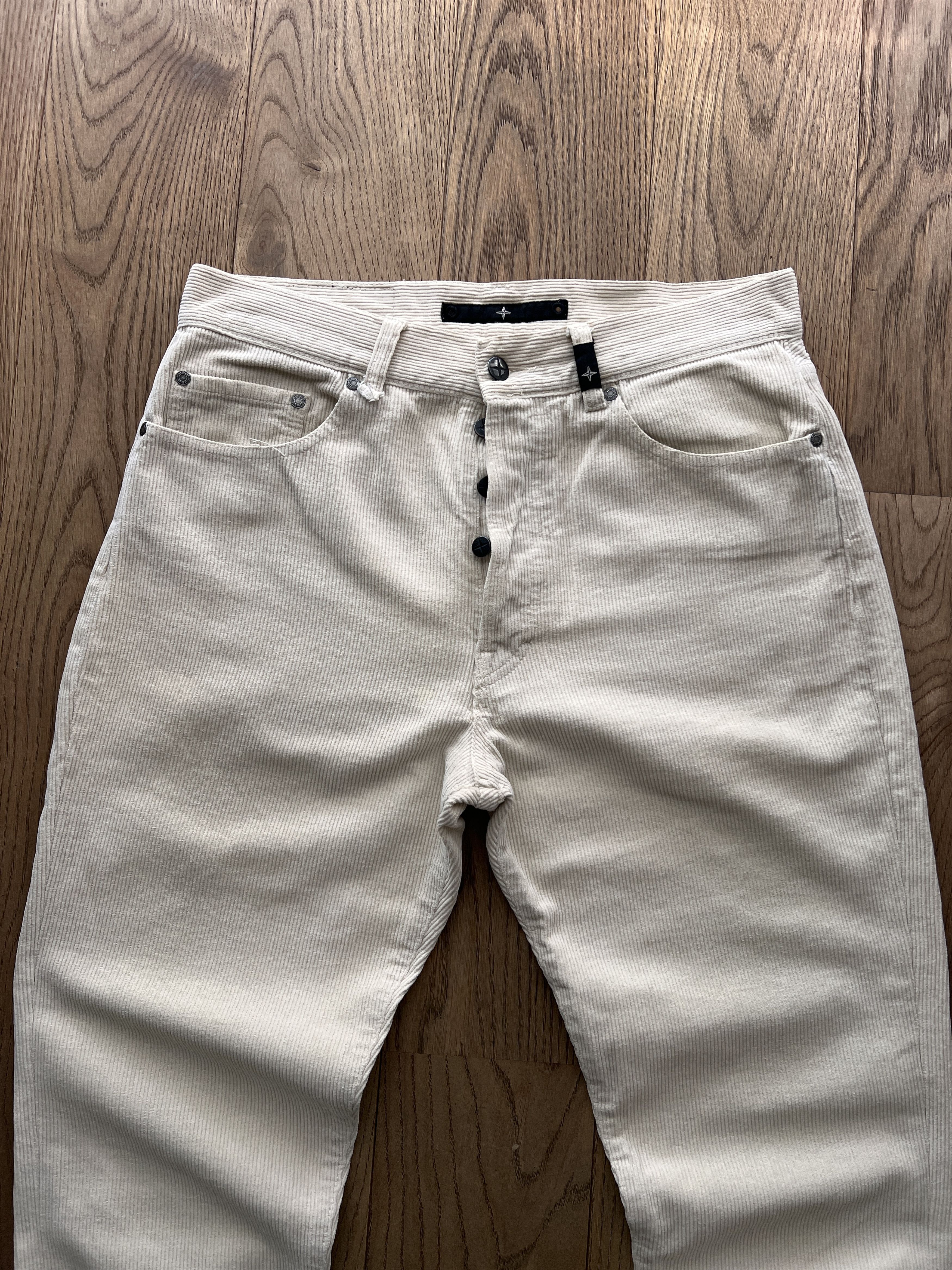Stone Island Rare! Stone Island vintage 90s cream corduroy pants velvet Size US 31 - 5 Thumbnail