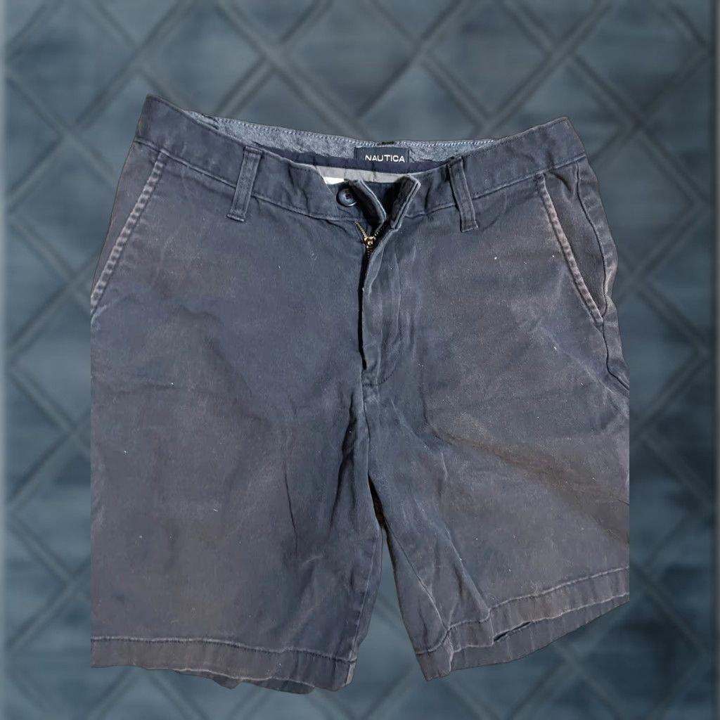 Nautica Nautica Navy Blue Men Shorts Size 30W The Deck Short Classic Fit Distressed Soli Size US 30 / EU 46 - 1 Thumbnail