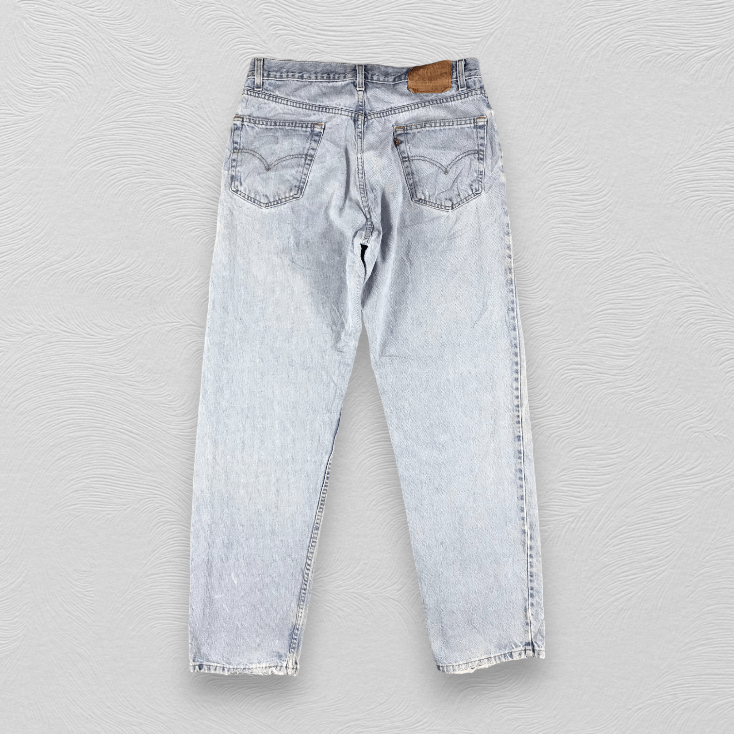 Levi's Vintage Levi's 550 Jeans Lightwash Denim KJ1382 Size US 35 - 2 Thumbnail