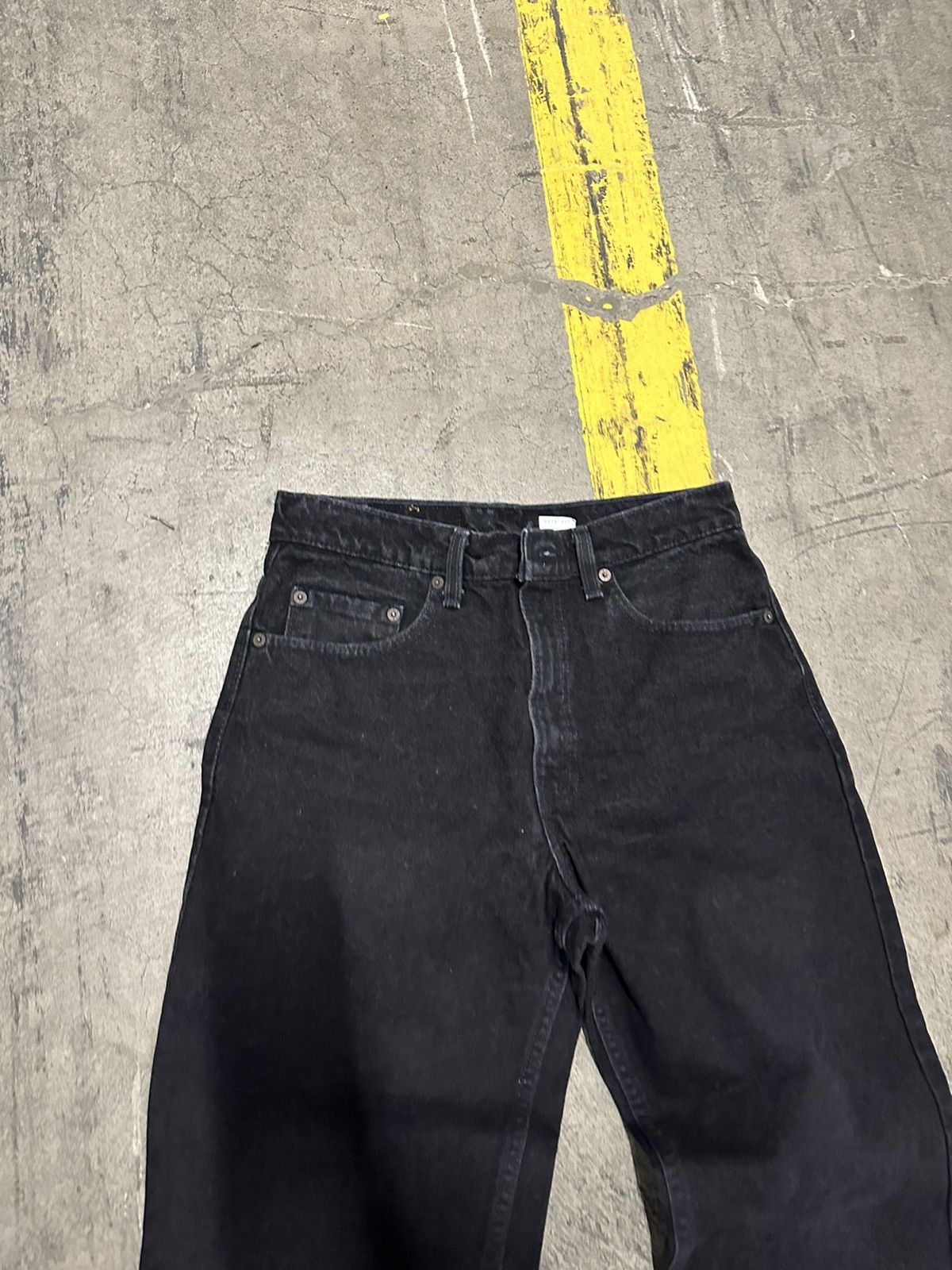 Levi's × Vintage Vintage Levi’s 550 black jeans Size US 32 / EU 48 - 4 Thumbnail