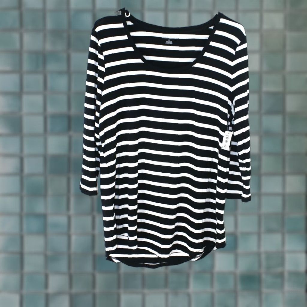 Essentials Essentials Womens Long Sleeves Round Neck Black Top L Large NWT Comfort Casual Shirt Size XL / US 12-14 / IT 48-50 - 1 Thumbnail