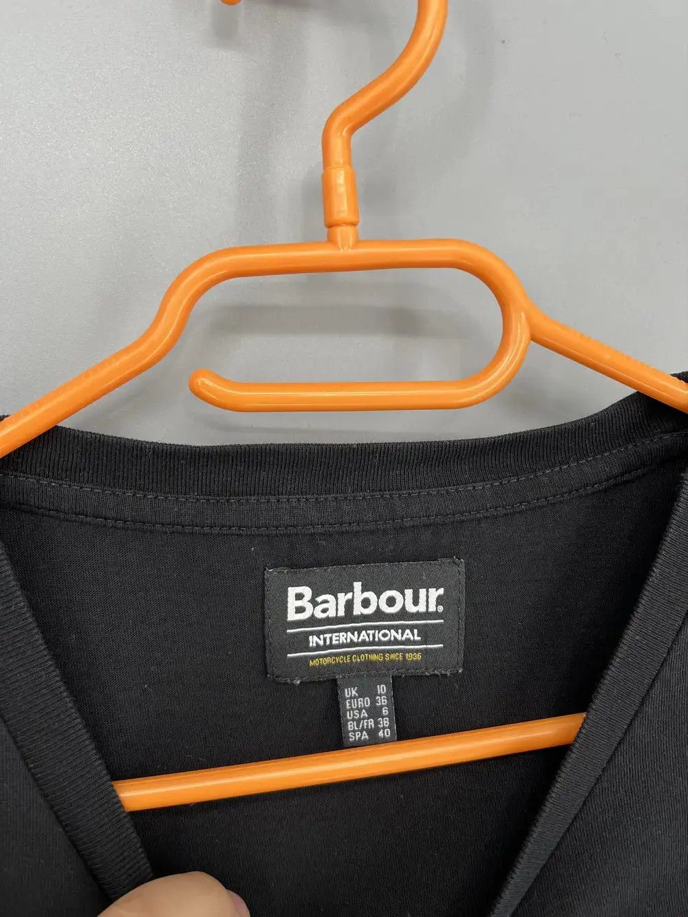 Barbour Vintage Y2K Barbour International T-shirt Streetwear Style Size S / US 4 / IT 40 - 8 Thumbnail