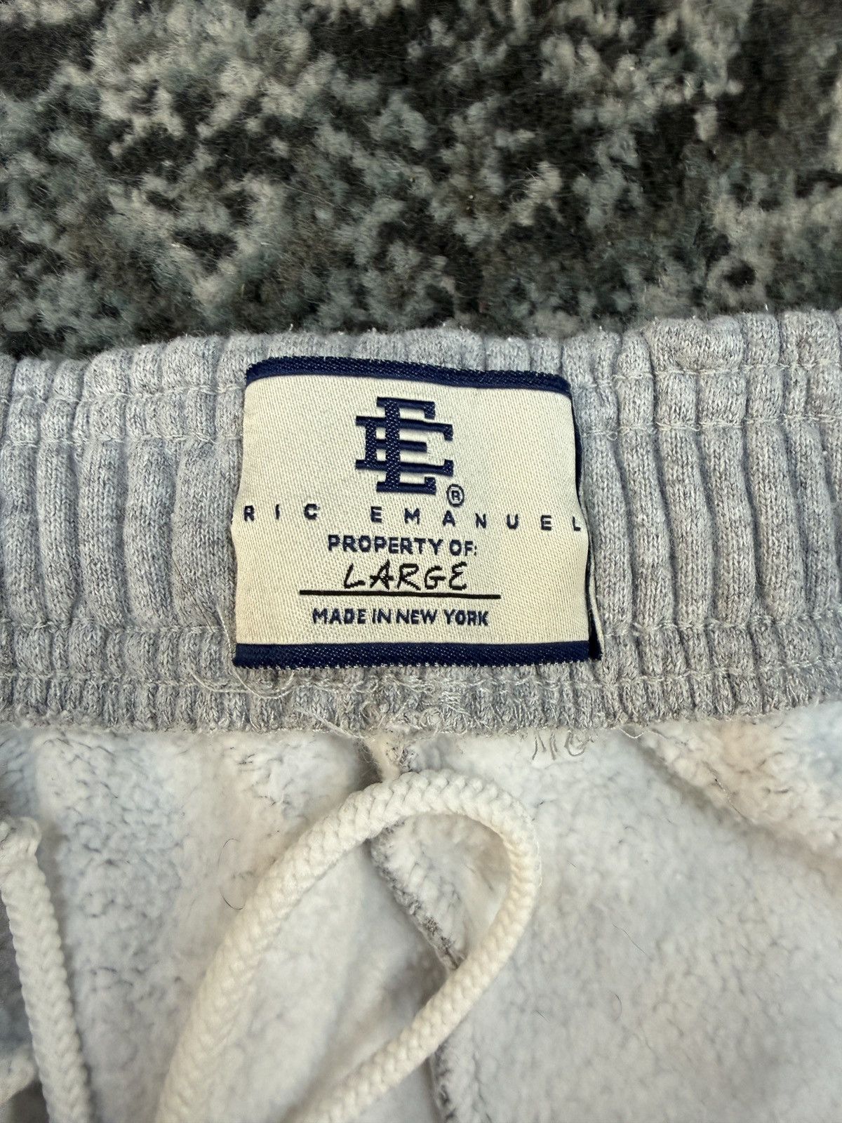 Eric Emanuel Eric Emanuel lakers sweat short grey Size US 34 / EU 50 - 2 Thumbnail