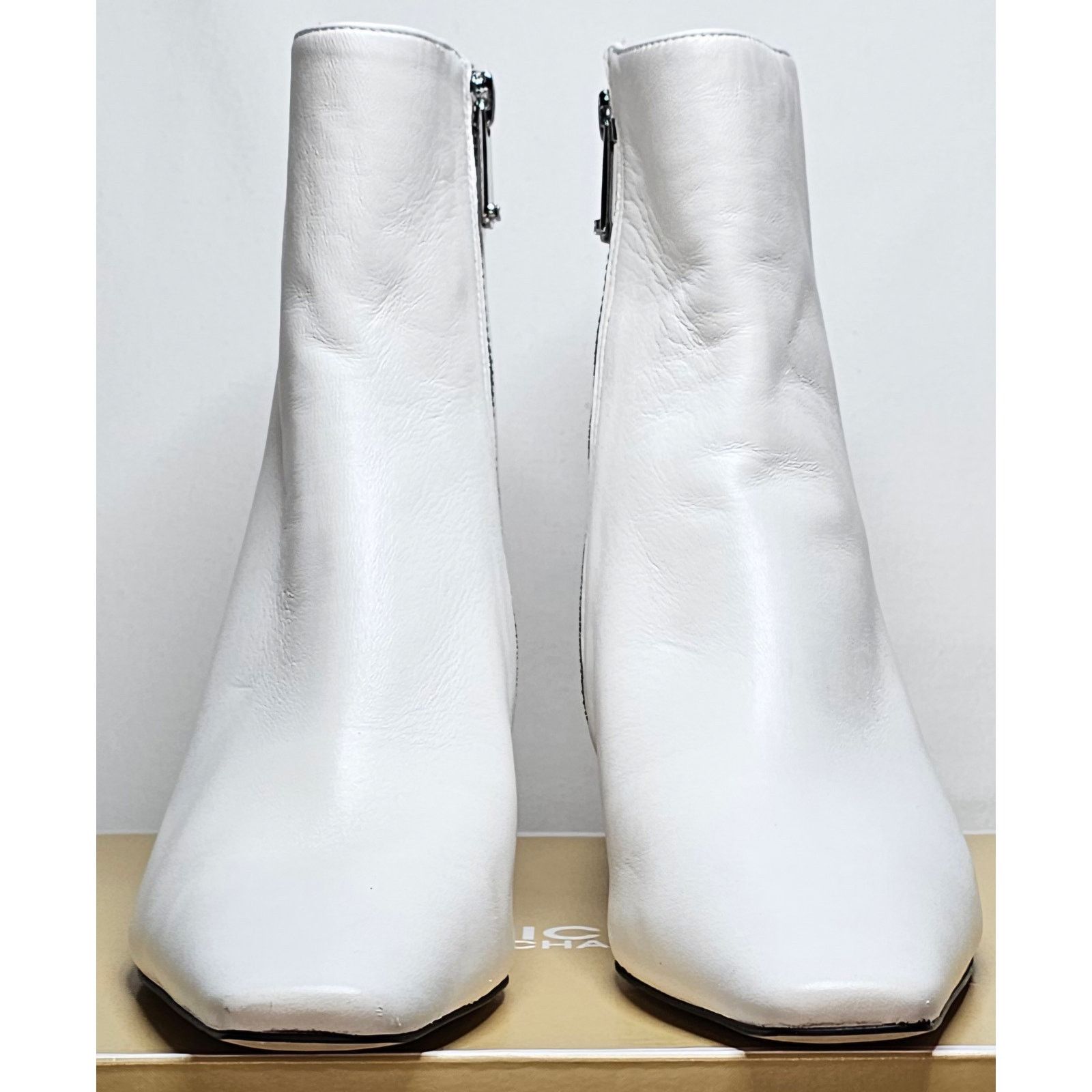 Michael Kors Michael Kors Cosmo Leather Kitten Boot Size US 6 / IT 36 - 2 Thumbnail