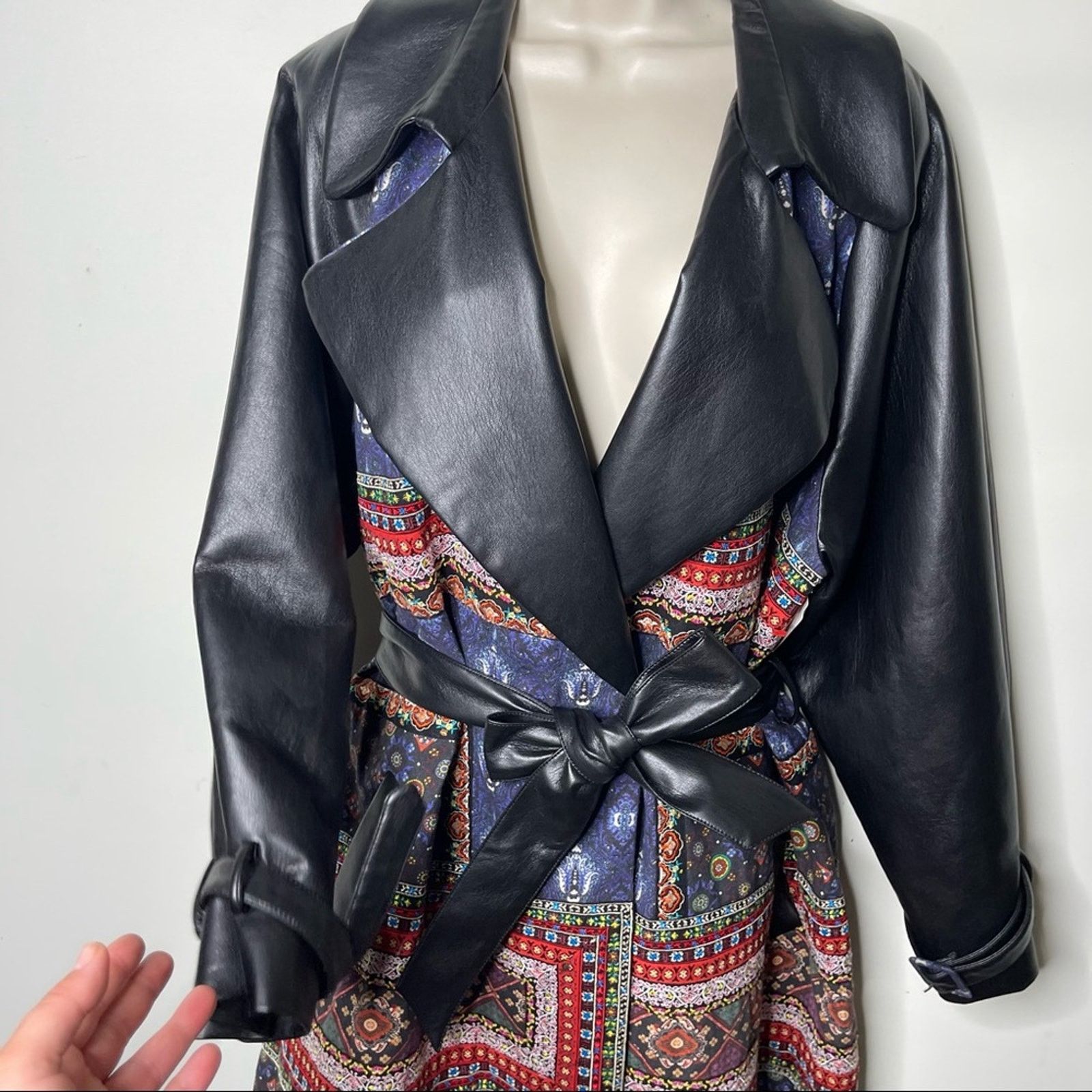 Alice + Olivia ALICE + OLIVIA printed cotton-canvas and faux leather coat Size M / US 6-8 / IT 42-44 - 6 Thumbnail