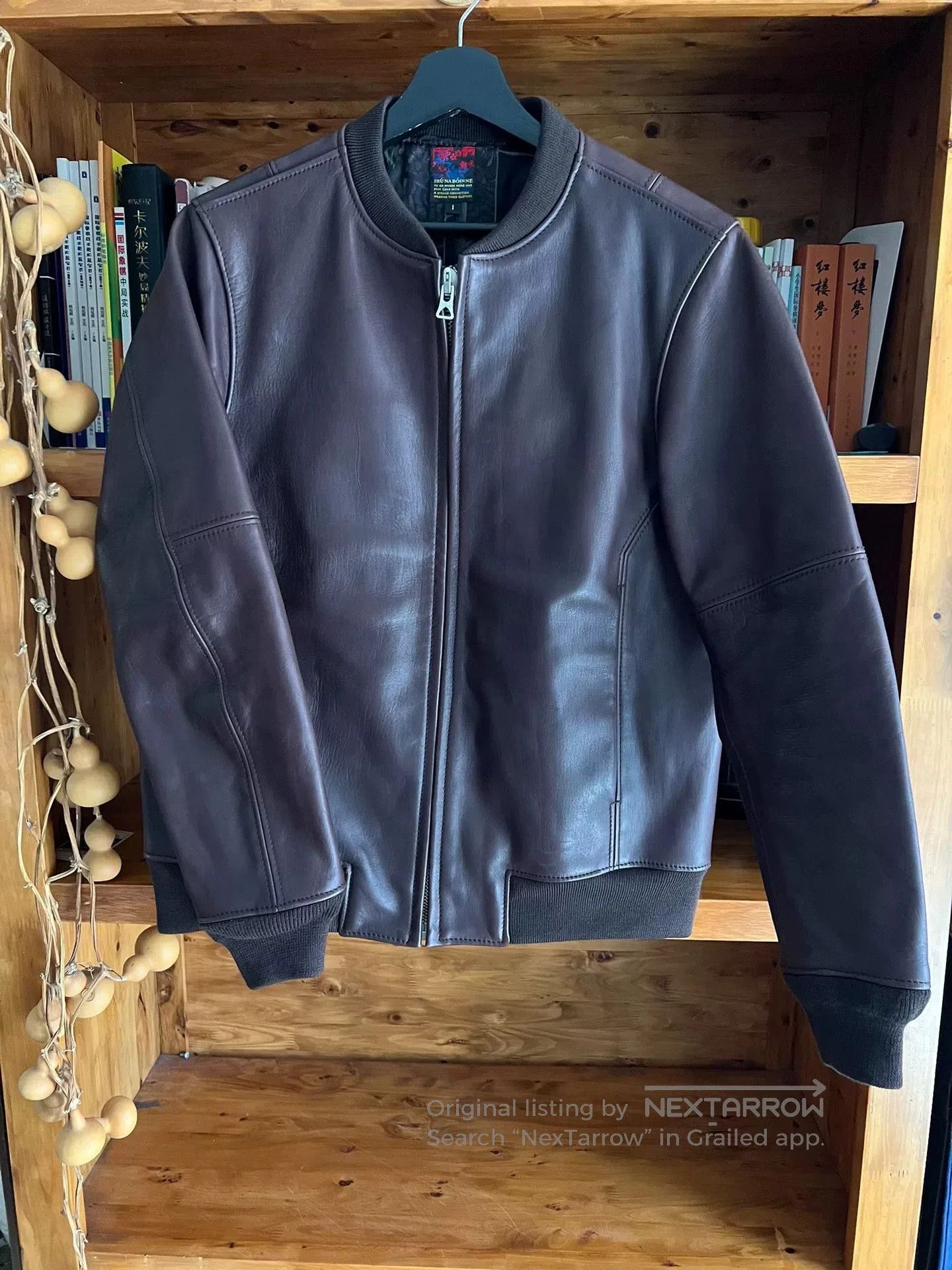 BRU NA BOINNE exquisite ma-1 flight jacket in cherry color. Size US M / EU 48-50 / 2 - 1 Thumbnail
