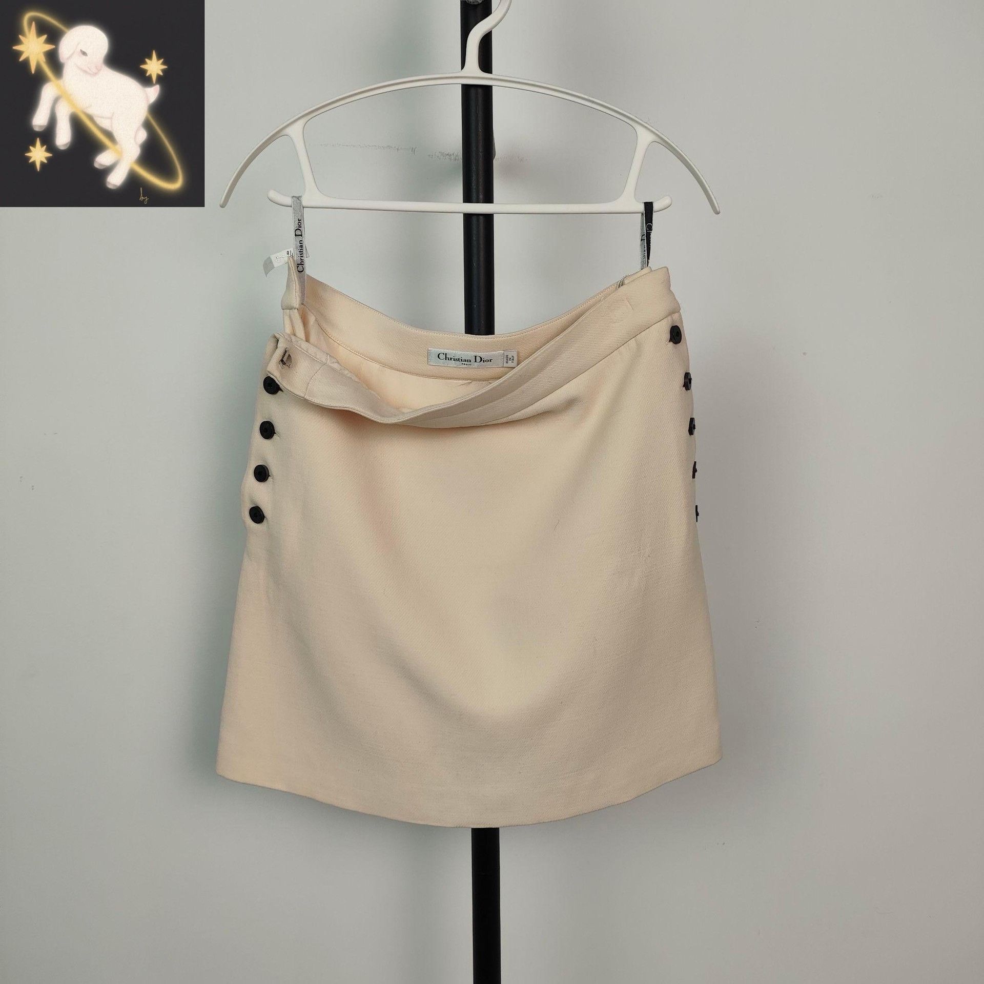 Dior Dior Beige Double-Button Half Skirt Size 38" / US 16 / IT 52 - 1 Thumbnail