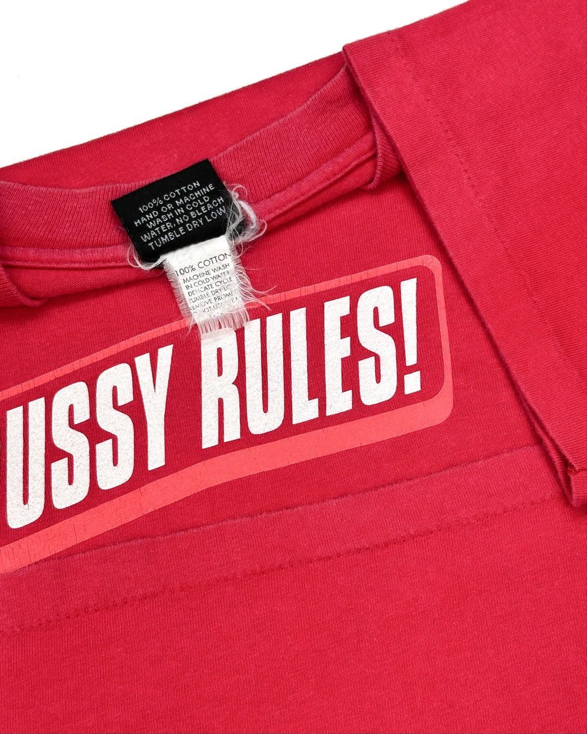 Vintage 90s Faded Red 3rd Rail Brand “Pussy Rules!”T-shirt Size US M / EU 48-50 / 2 - 4 Thumbnail