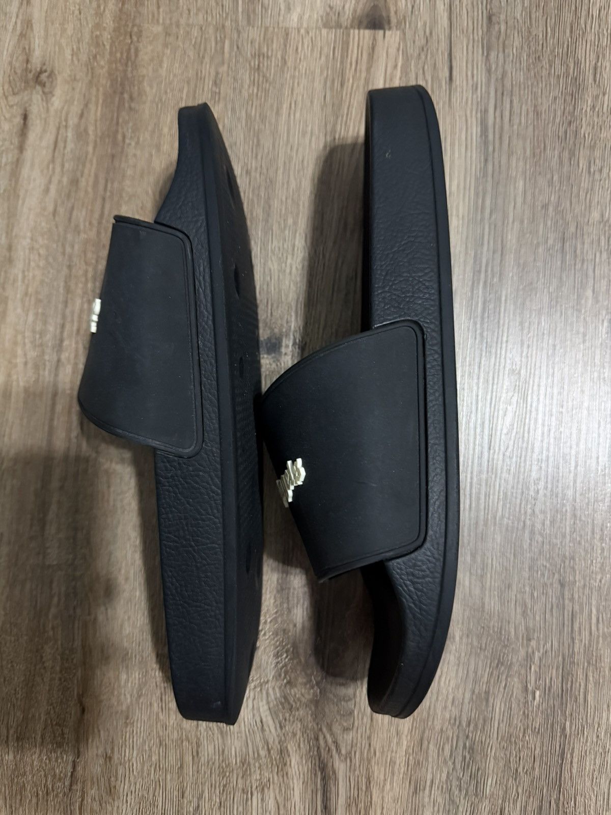 Palm Angels Palm Angels Classic Logo Pool Slides Size US 10 / EU 43 - 2 Thumbnail