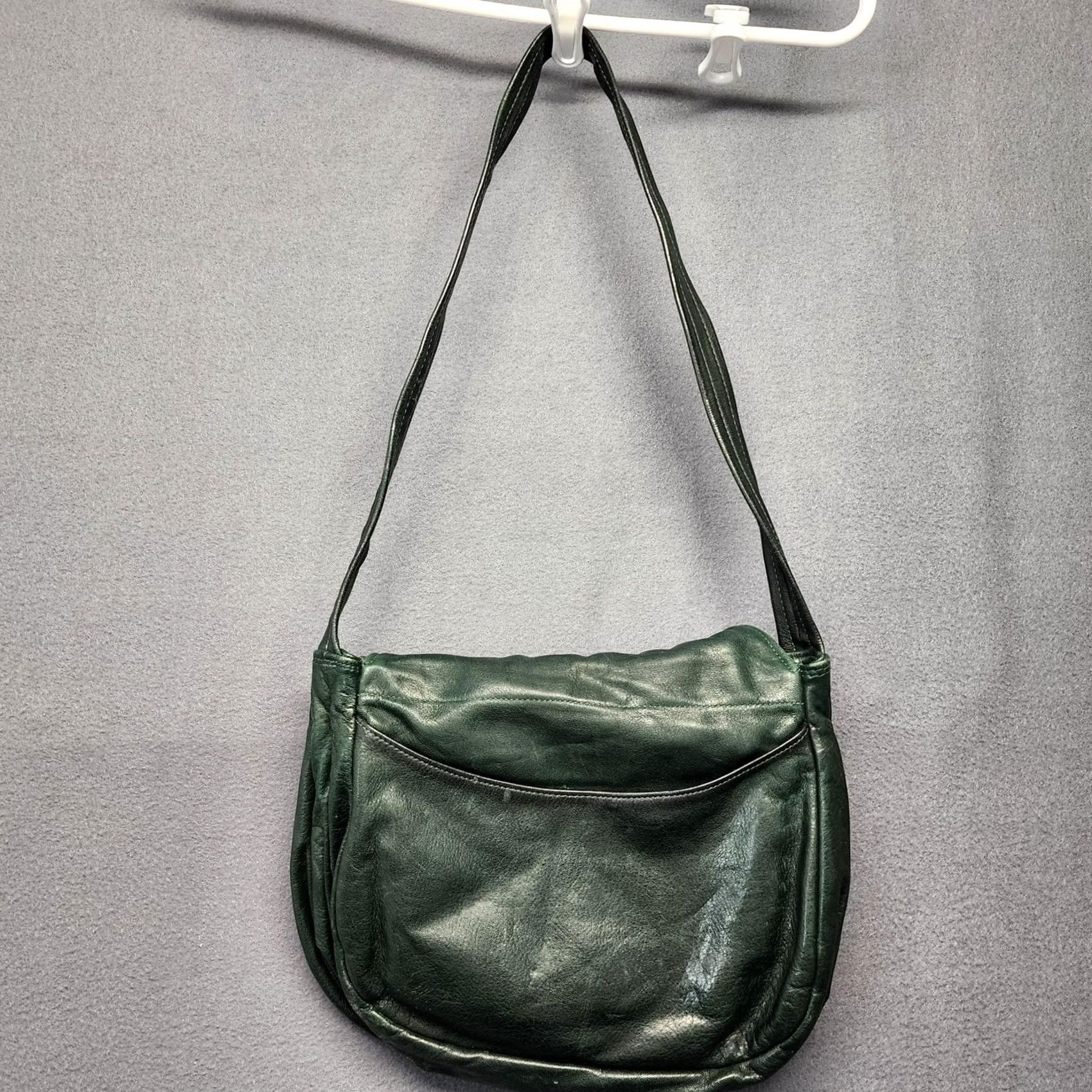 Vintage Leather Shoulder Bag Dark Green Flap Pocket Zip Compartments Medium Purse Womens Shoulder Bag Size ONE SIZE - 2 Thumbnail