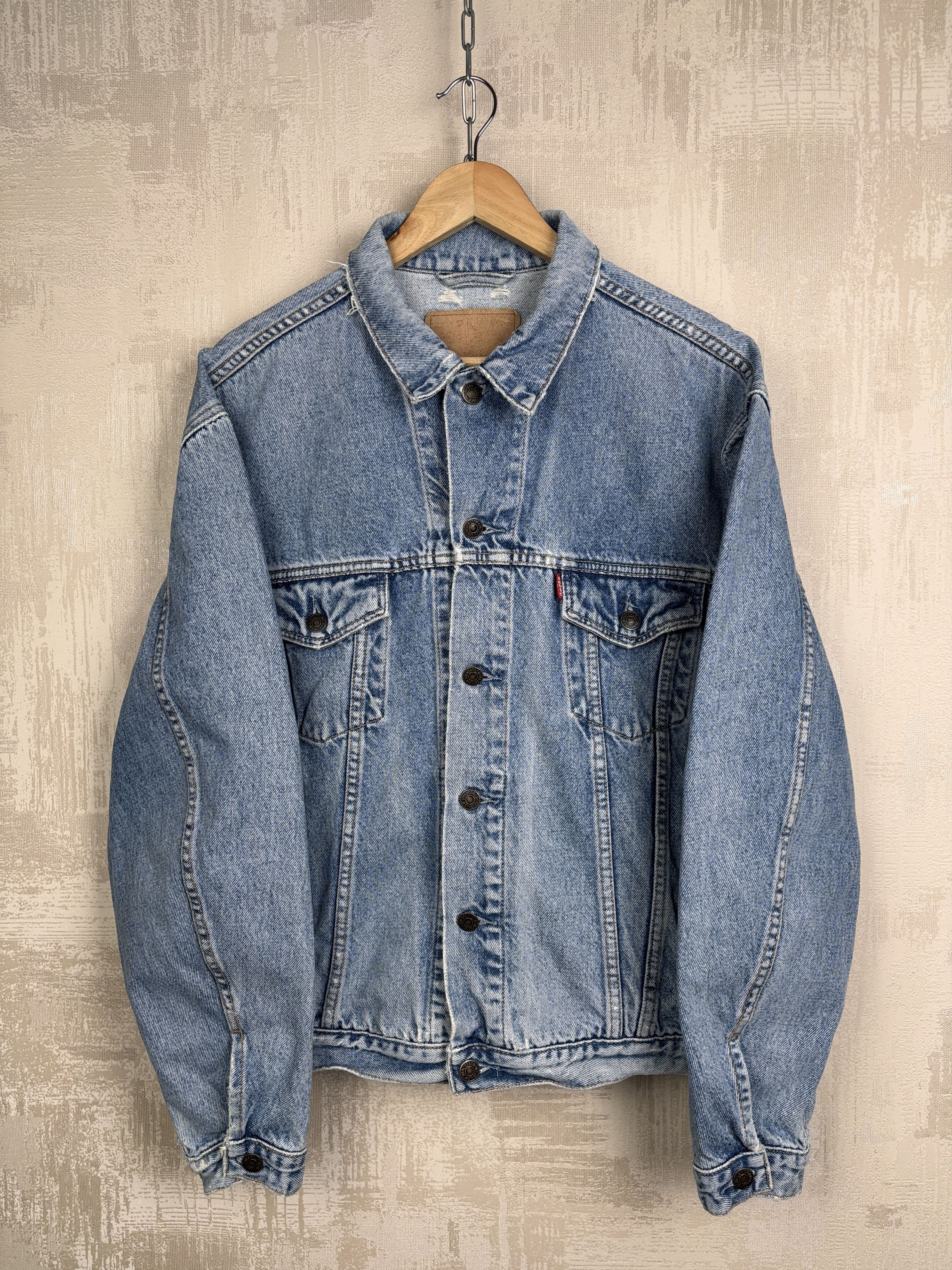 Levi's Vintage Levi's 70503 02 Distressed Denim Trucker Jacket Size US XL / EU 56 / 4 - 11 Thumbnail