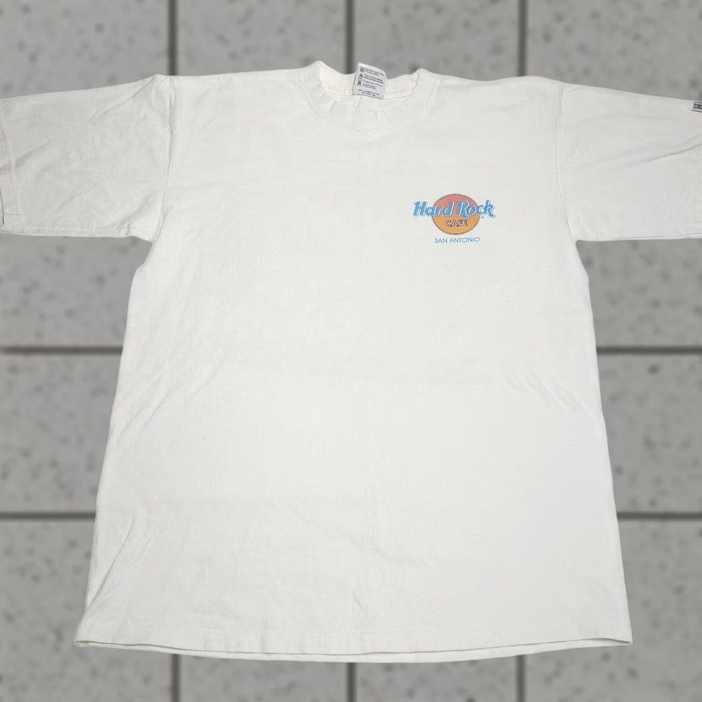 Hard Rock Cafe VINTAGE Hard Rock Cafe Shirt 90s Mens White Crew Neck Short Sleeve Cotton Logo San Antonio Texas L Large Heavyweight Shirt Size US L / EU 52-54 / 3 - 1 Thumbnail