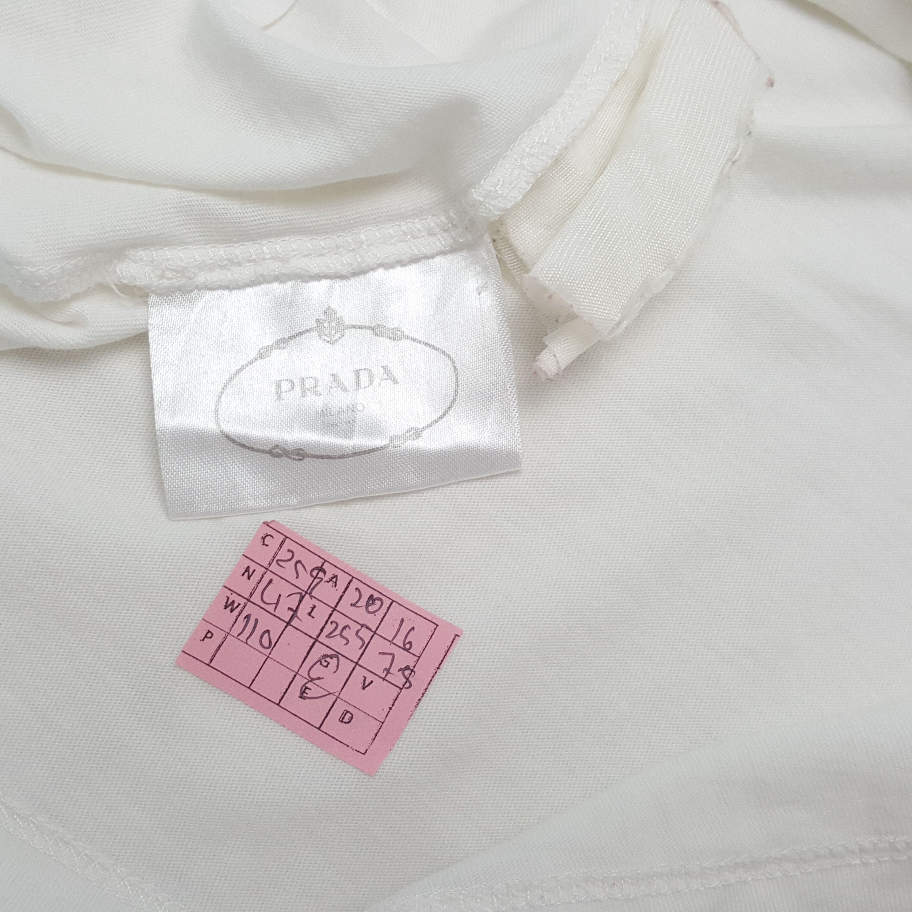 Vintage PRADA Italian Fashion Brand Tshirt Size US M / EU 48-50 / 2 - 5 Thumbnail