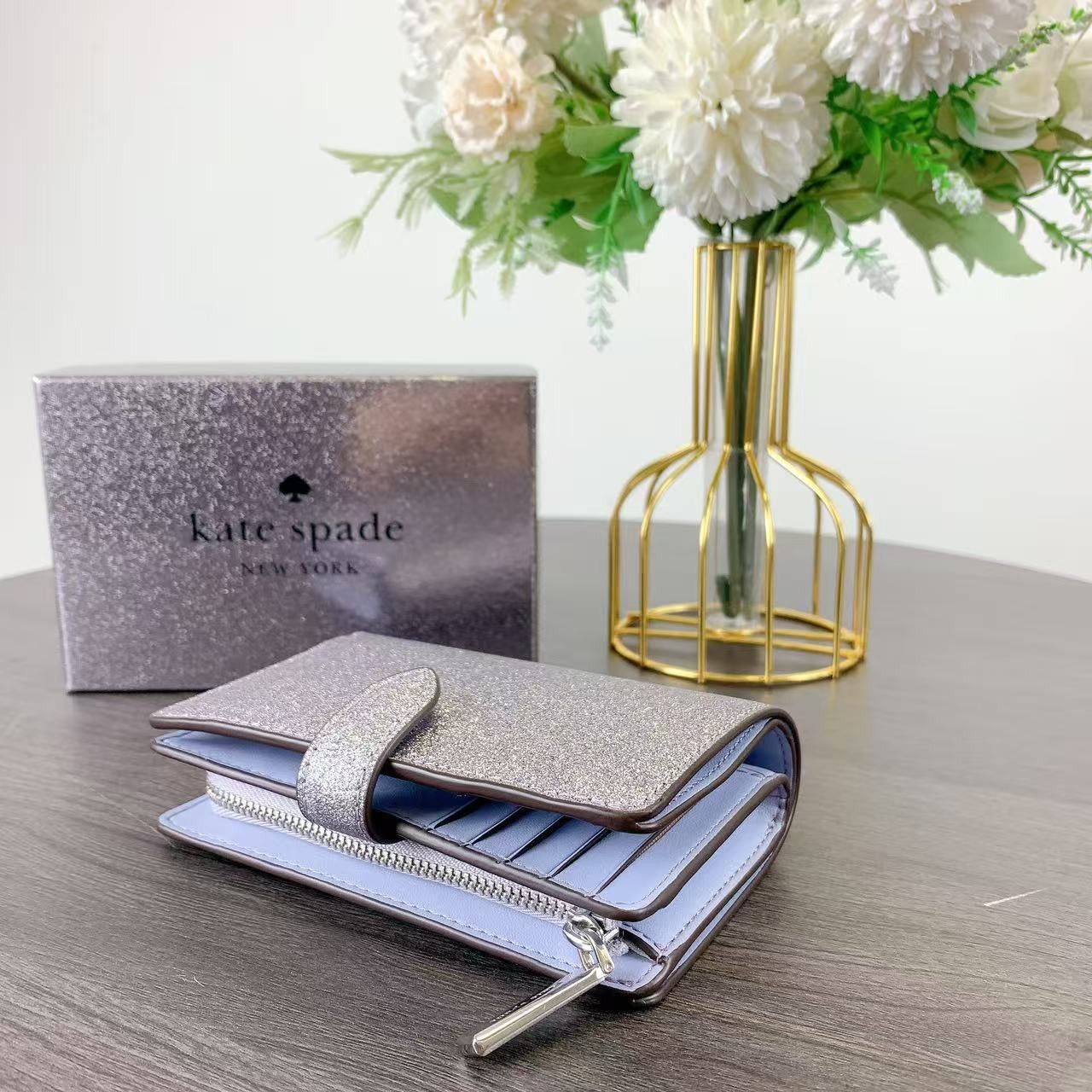Kate Spade Kate Spade KJ008 Kenzie Boxed Glitter Compact Wallet Flower Size ONE SIZE - 6 Thumbnail