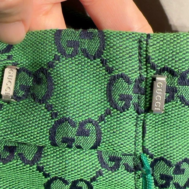 Gucci Gucci Popular logo shorts 2503-Nextarrow Size US 26 / EU 42 - 8 Thumbnail