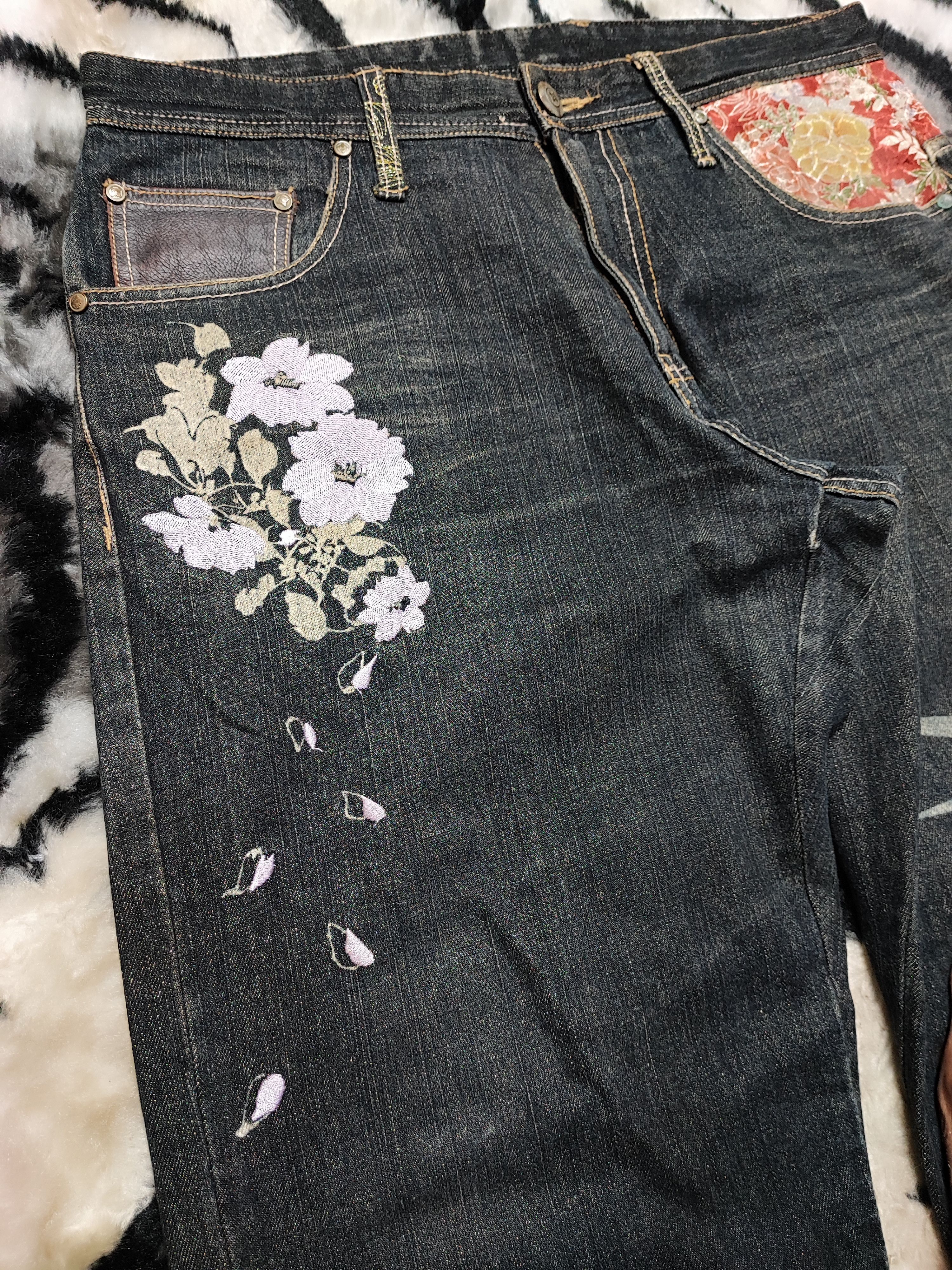 Japanese Brand Sukajan Phoenix Jeans Distressed by Gumu 34x28 Size US 34 / EU 50 - 8 Thumbnail