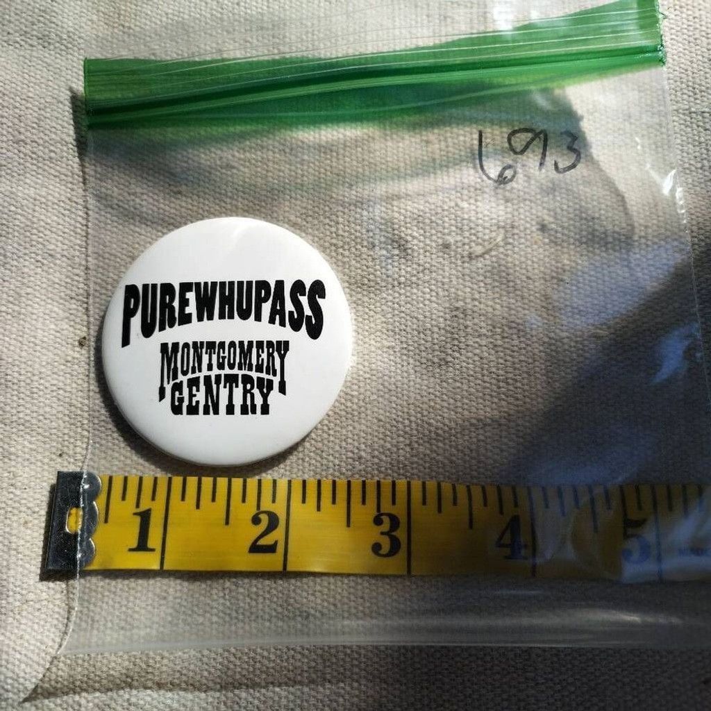Vintage 1990s Purewhupass Montgomery Gentry musician lapel pin 693 Size 26 - 3 Thumbnail