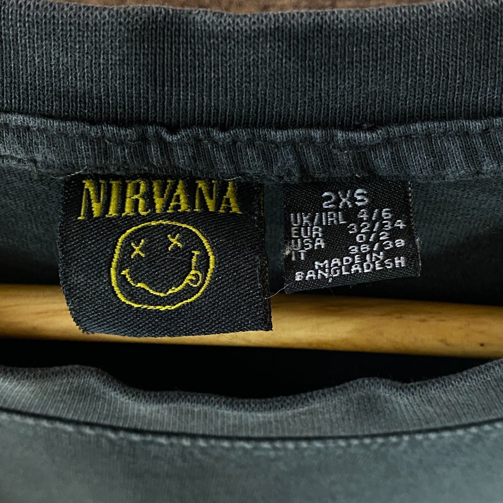 Nirvana Nirvana Tee Men's Size 2XS Gray Short Sleeve ` Size US XXS / EU 40 - 5 Thumbnail