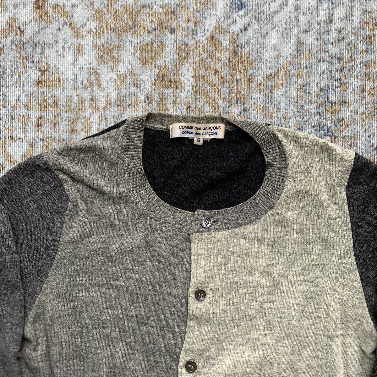 Comme des Garcons Comme Des Garcons Two Tone Wool Cardigan Size S / US 4 / IT 40 - 2 Thumbnail