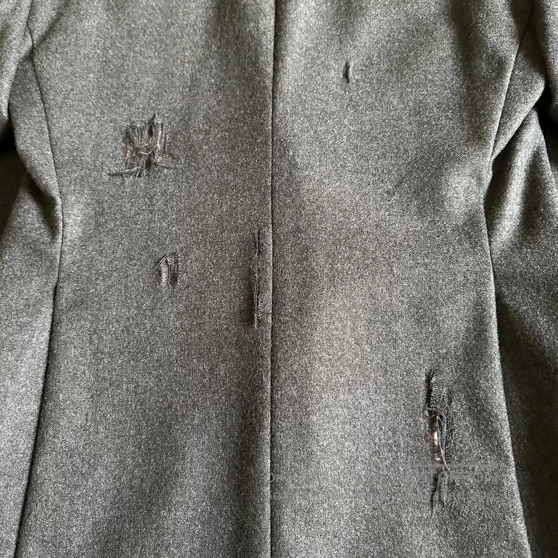 Thom Browne Thom Browne Distressed Wool Blazer. Size US S / EU 44-46 / 1 - 6 Thumbnail