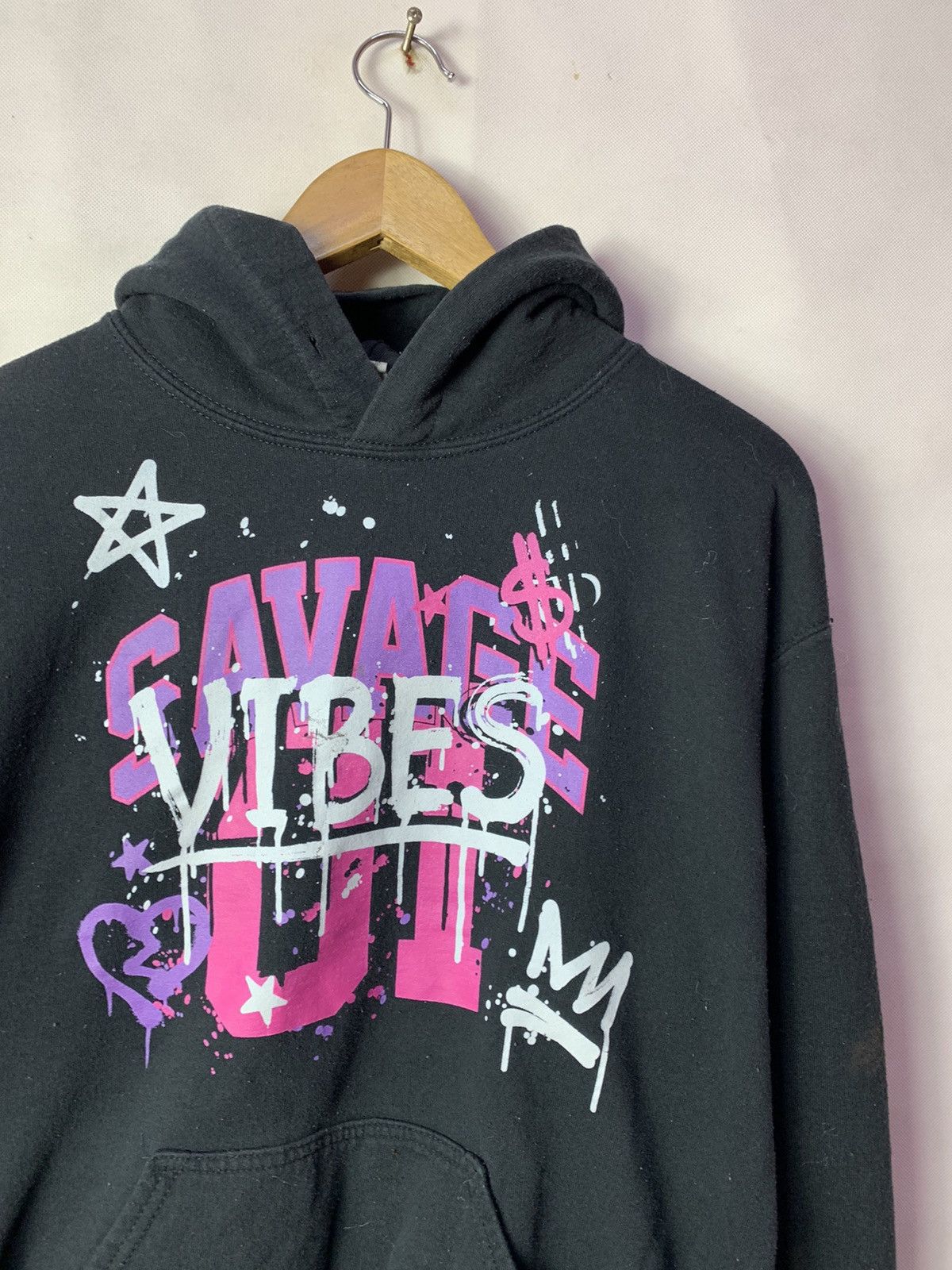 Gildan 🔥Savage Vibes Streetwear Hype Hoodie Pullover Sweatshirt Size US M / EU 48-50 / 2 - 2 Thumbnail