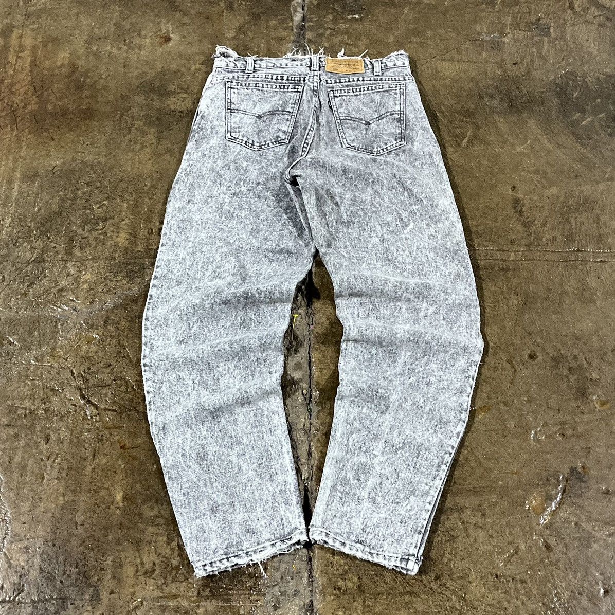 Levi's × Vintage Crazy Vintage 90s Levi's 550 Black Tab Jeans Acid Wash Faded Size US 32 / EU 48 - 1 Thumbnail