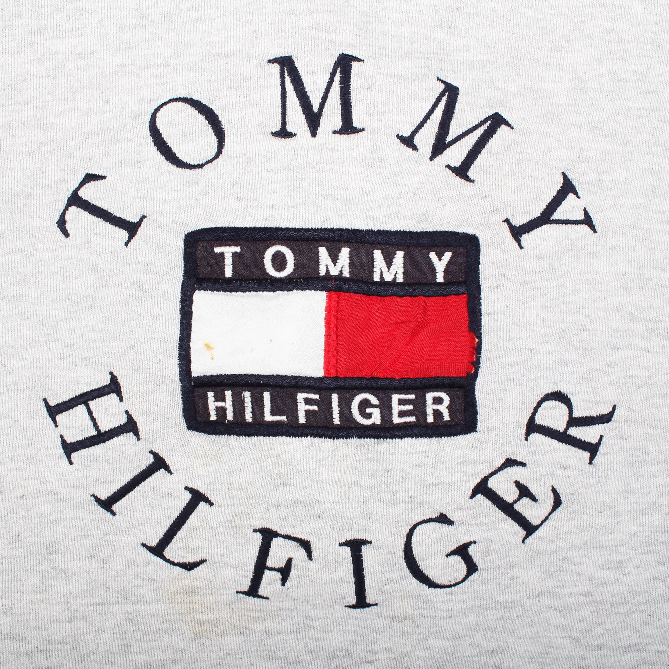 Tommy Hilfiger Tommy Hilfiger Crewneck Sweatshirt Big Logo 90s Size US XL / EU 56 / 4 - 7 Thumbnail