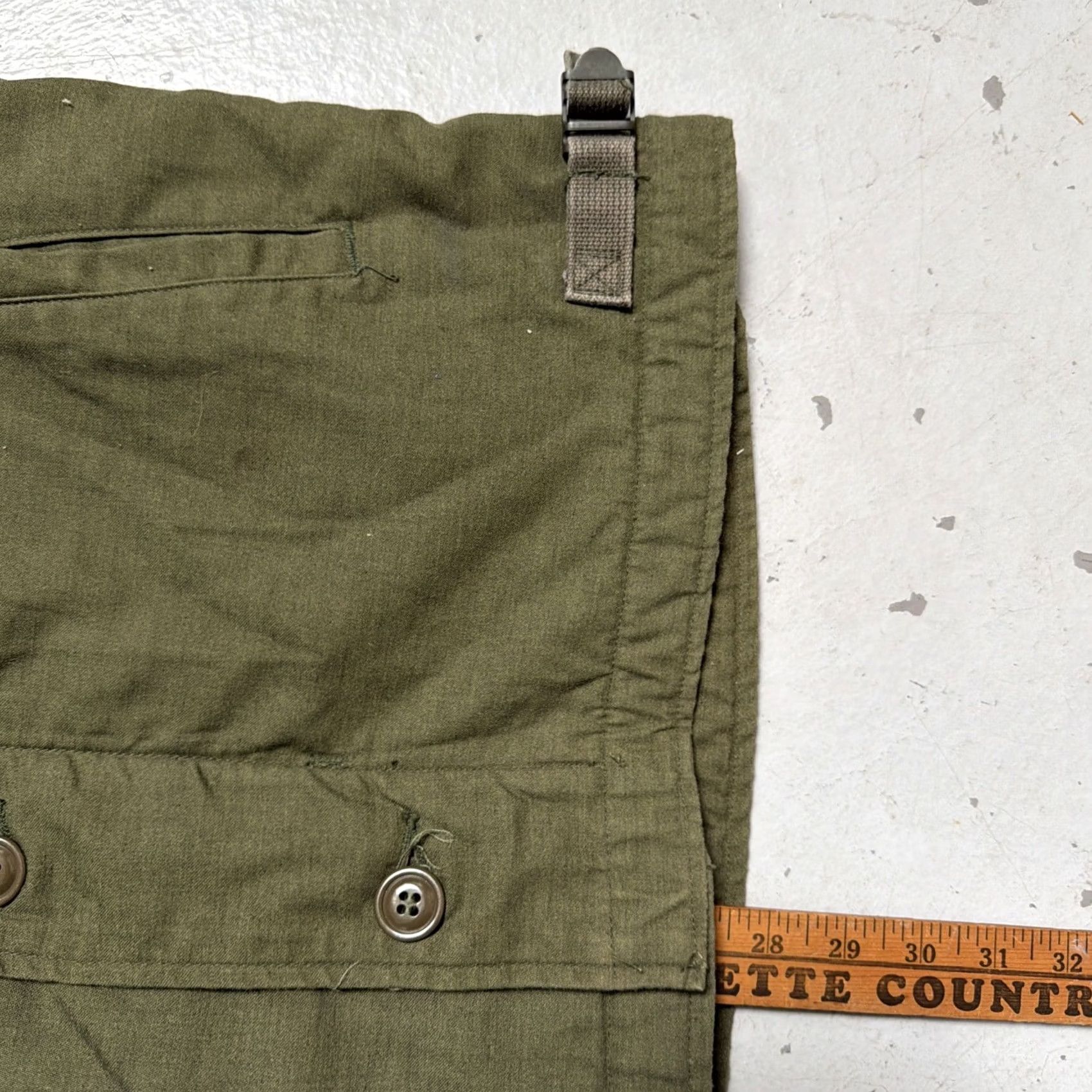 Vintage VINTAGE Centre Mfg. US Military A-2 USN Deck Jacket Lined Jacket S Unworn? Green US NAVY Americana 90s Combat Military Jacket Mens Womens Boys Girls Size US S / EU 44-46 / 1 - 5 Thumbnail