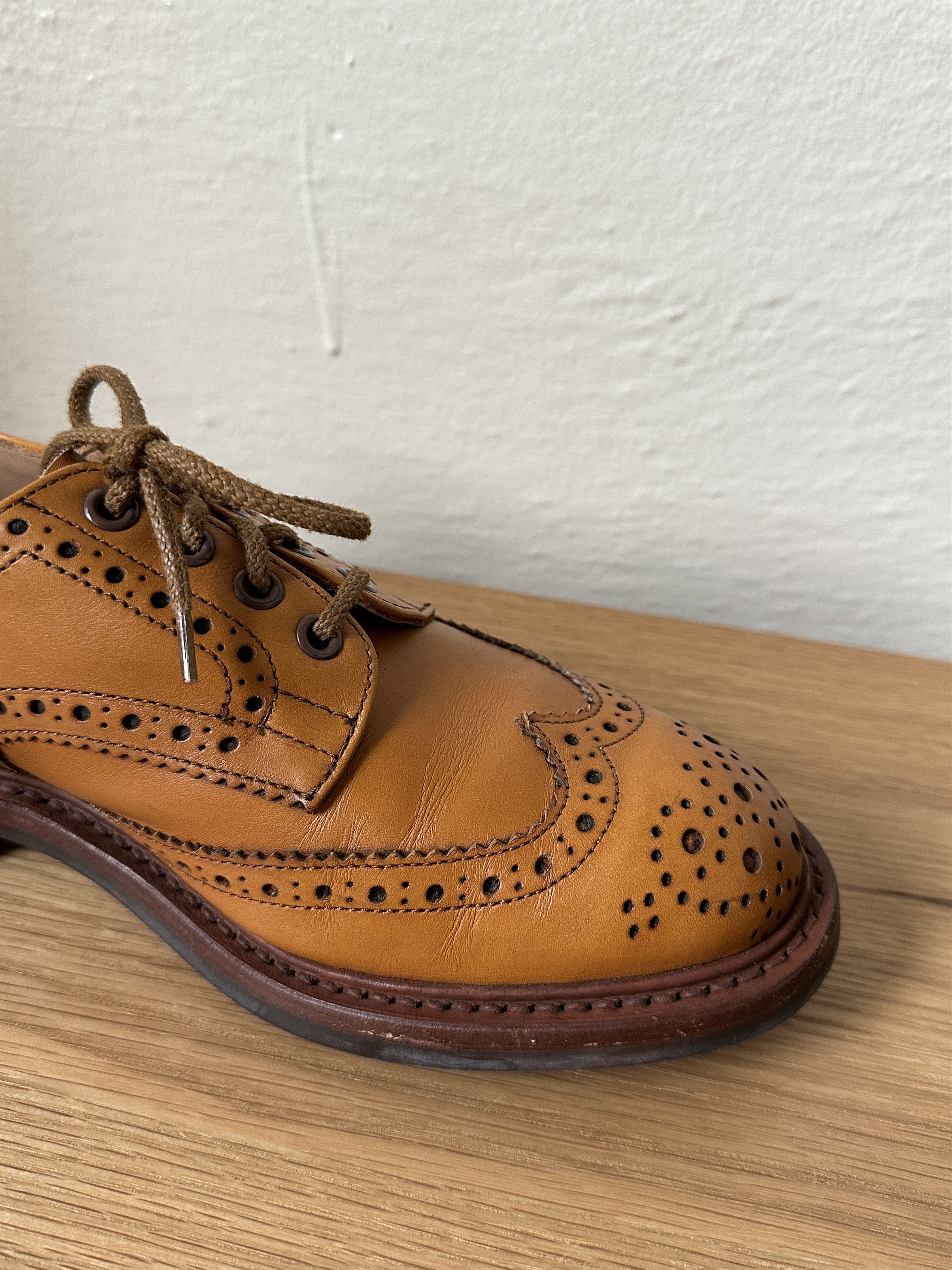 Tricker's Bourton Country Shoe in Acorn Antique Size US 9 / EU 42 - 12 Thumbnail