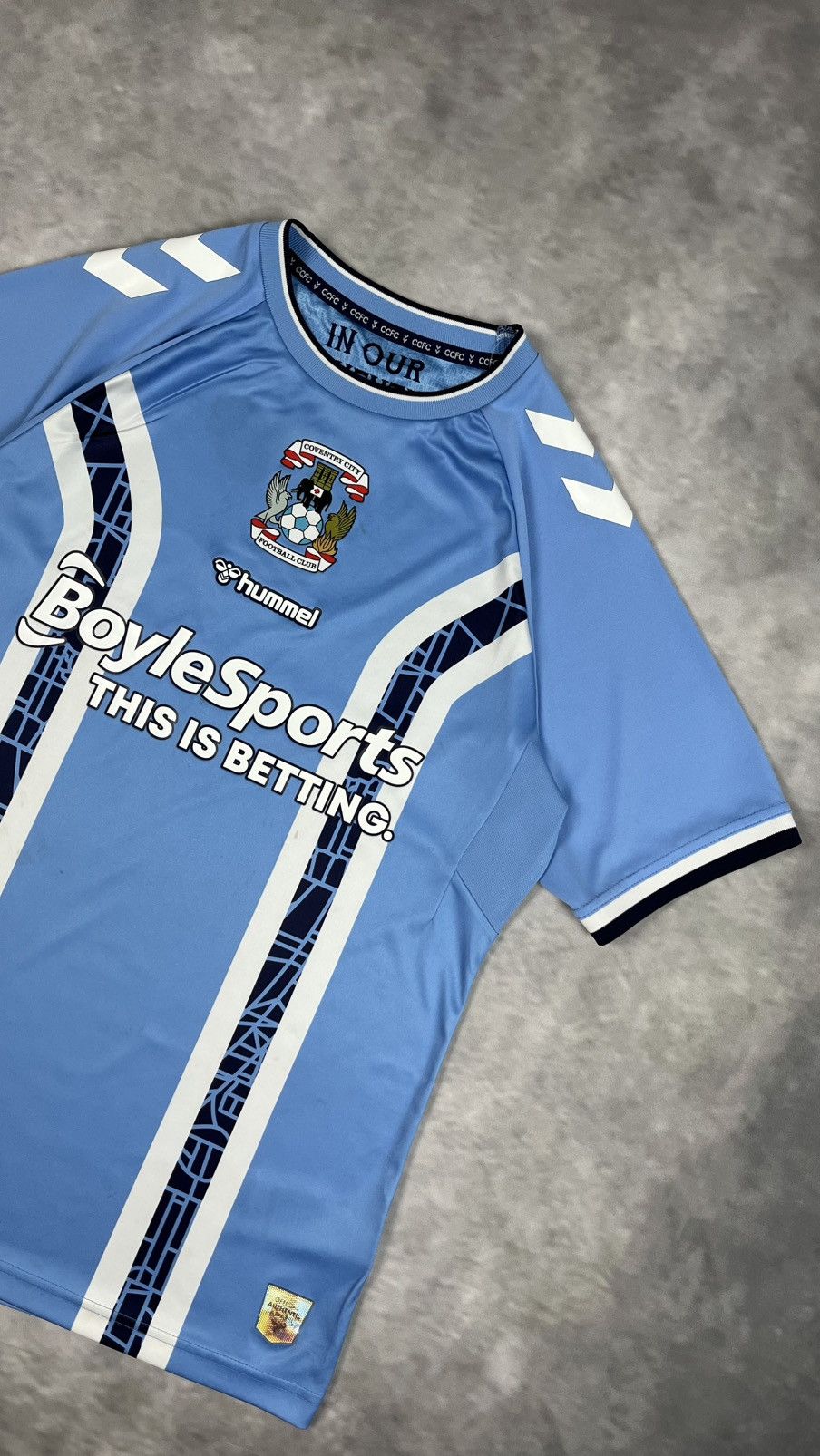 Hummel Hummel Coventry City 2021/22 Home Shirt S/M Size Jersey Size US S / EU 44-46 / 1 - 1 Thumbnail
