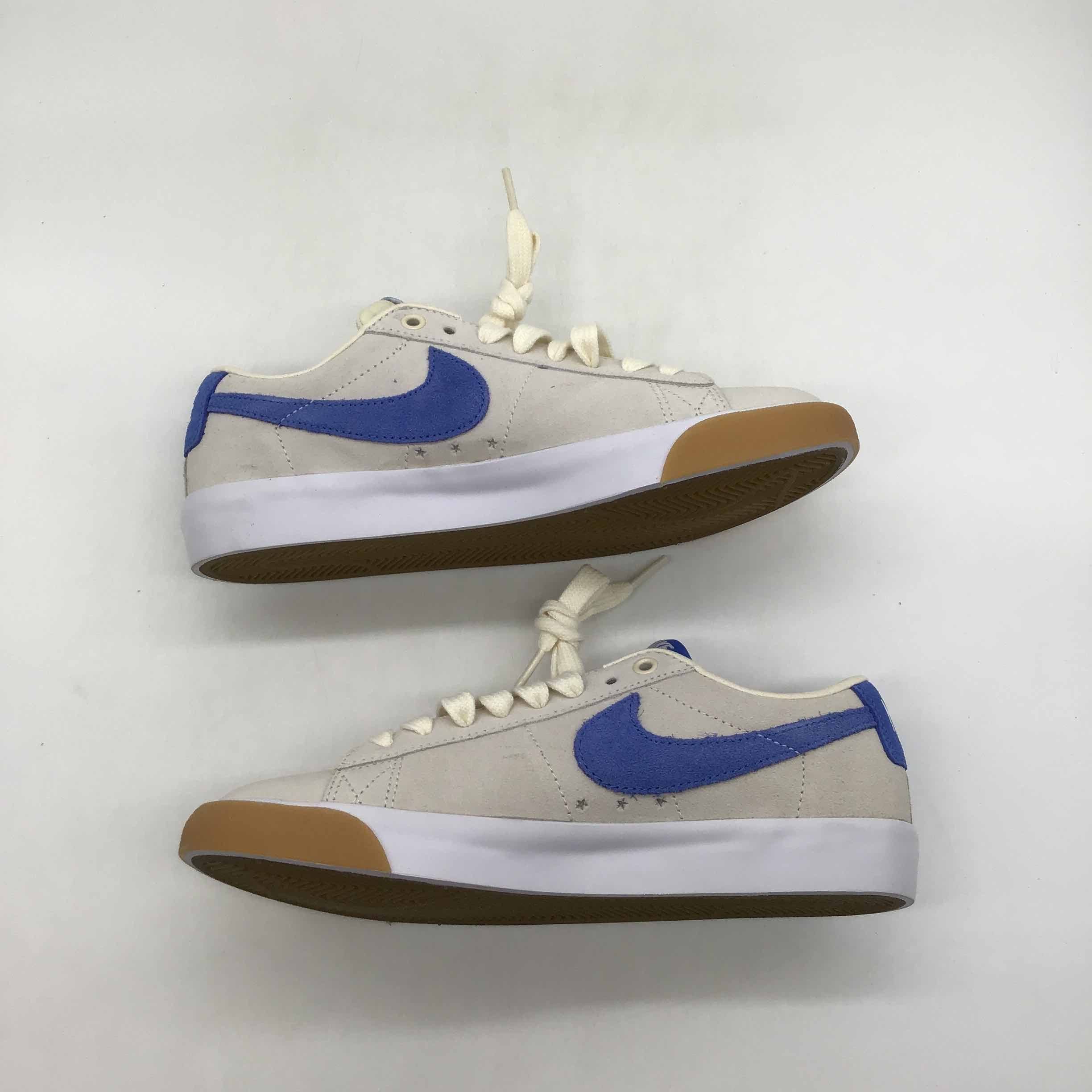 Blazer Low SB GT Pale Ivory Blue