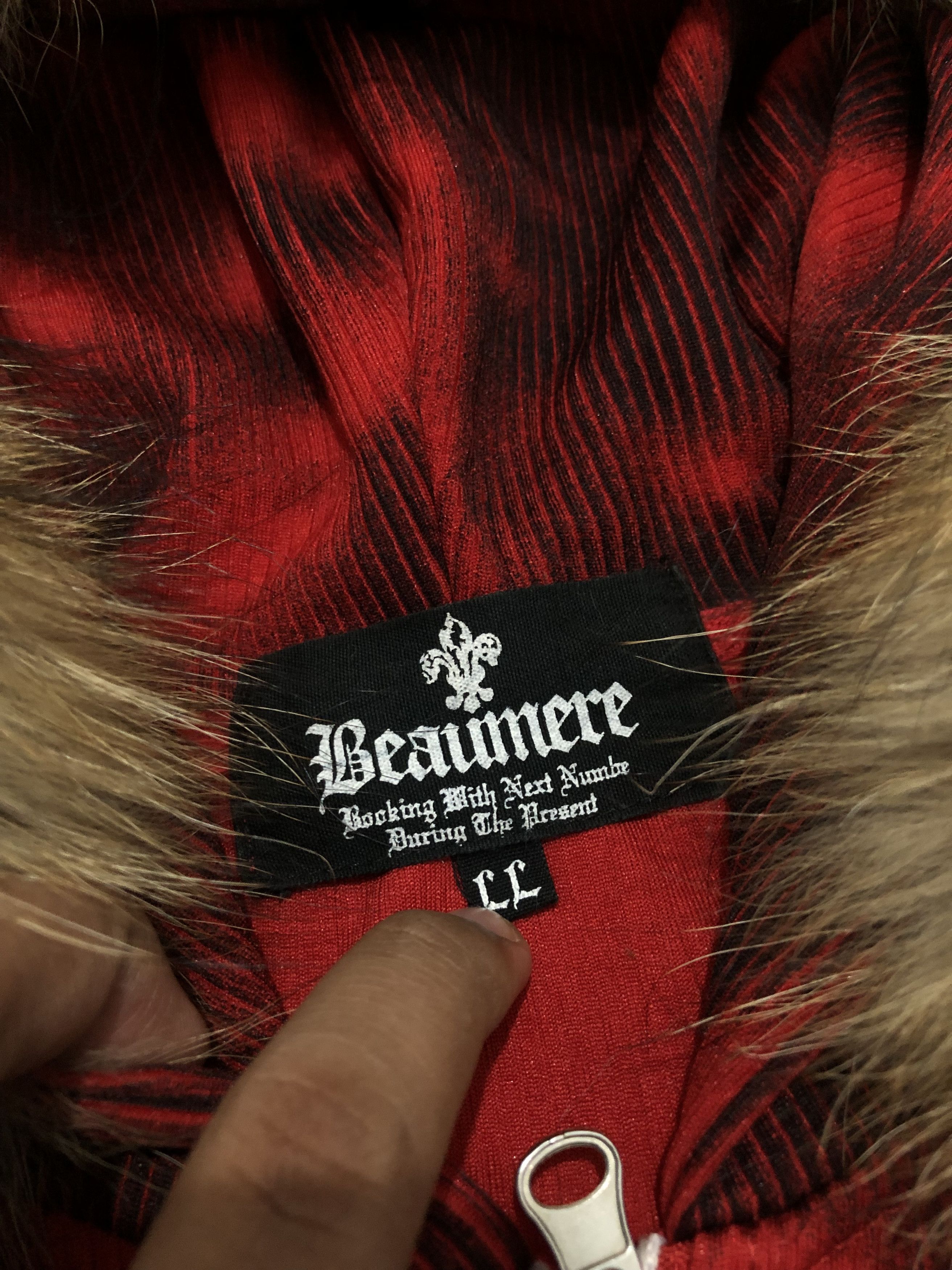 Le Grande Bleu (L.G.B.) Beaumere Gothic poem fur hoodie Size US L / EU 52-54 / 3 - 6 Thumbnail