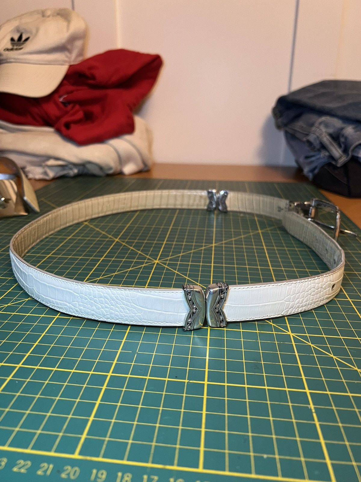 Brighton Vintage Brighton two tone interchangeable croc leather belt Size ONE SIZE - 17 Thumbnail