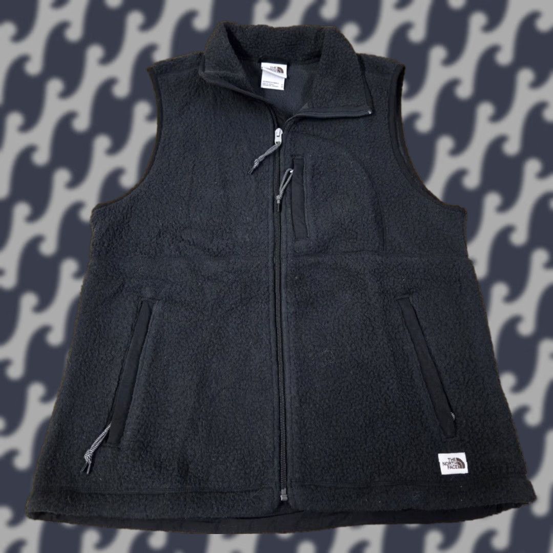 The North Face The North Face Vest Women's M Full Zip Sherpa Fleece Black Pockets Logo Zip Front Mid-Length Casual Travel Workwear Outdoor Size M / US 6-8 / IT 42-44 - 1 Thumbnail