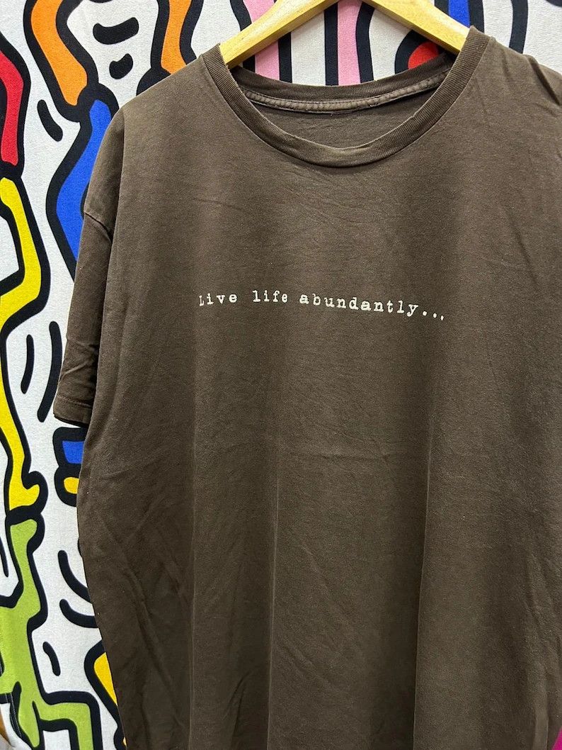 Vintage Vintage 2000s Seven Pounds Movie tshirt size XL Size US XL / EU 56 / 4 - 1 Thumbnail