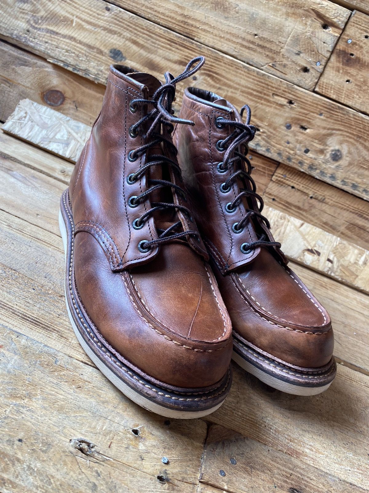 Red Wing Redwing moc-toe style 1907 brown leather boots US8.5 uk7.5 Size US 8.5 / EU 41-42 - 9 Thumbnail