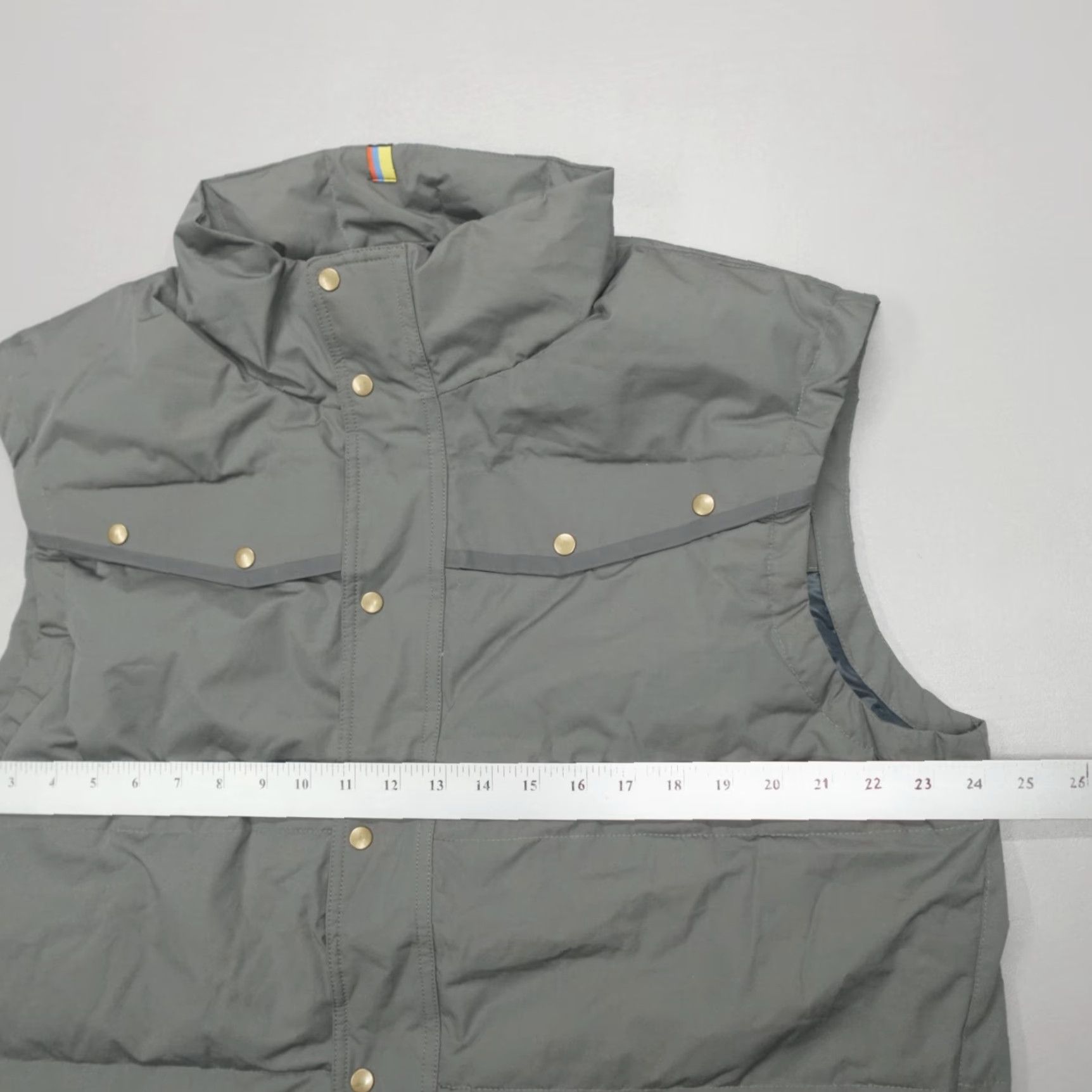 Cotopaxi Cotopaxi Vest Men XL Canvas Waterproof Dridown 650F Tianjin Grey Spring Winter Fall Hiking Puffer Jacket Stand-Up Collar Zipped Pockets Logo Size US XL / EU 56 / 4 - 7 Thumbnail