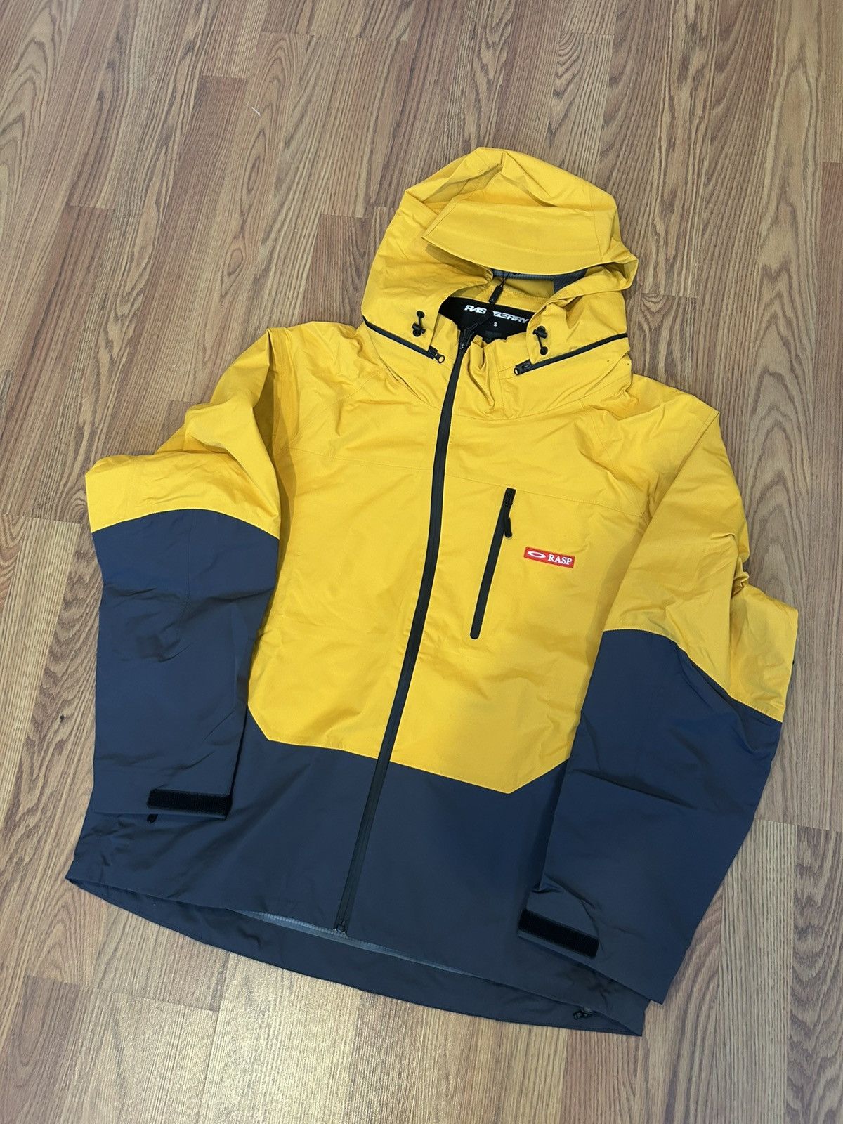 The GV Gallery Rasp-Tex Jacket Size Small Size US S / EU 44-46 / 1 - 1 Thumbnail