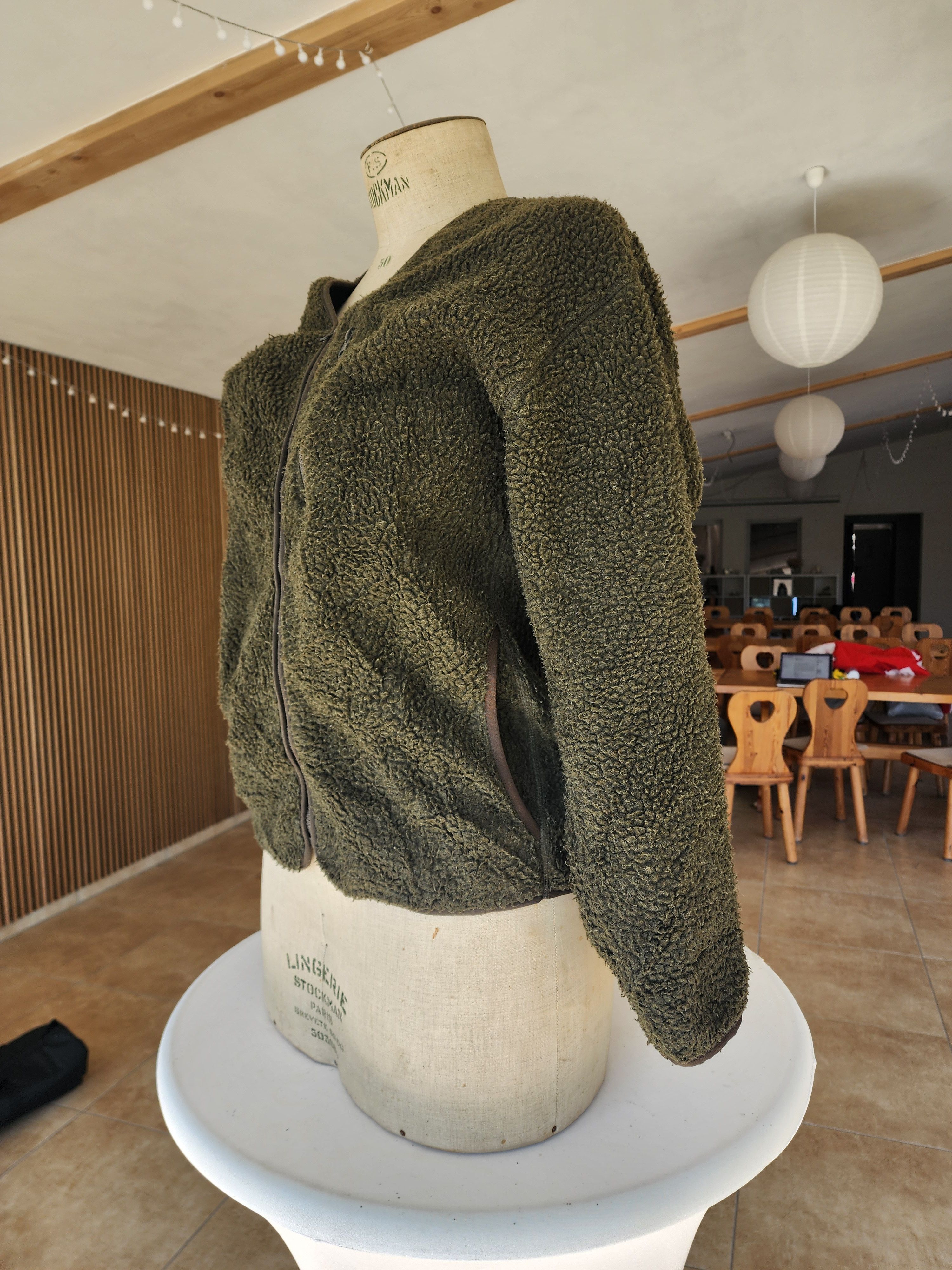 Jun Takahashi GU Uniqlo x Undercover Sherpa Jacket – Jun Takahashi (L Size US L / EU 52-54 / 3 - 8 Thumbnail